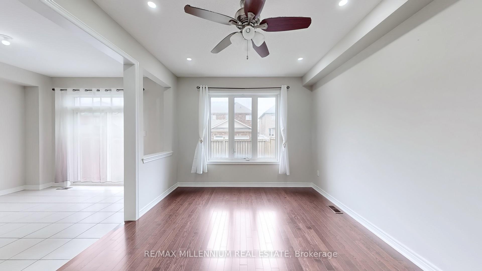 Photo 6 of 55 Dunedin Drive, Vaughan, Kleinburg — HOMEH