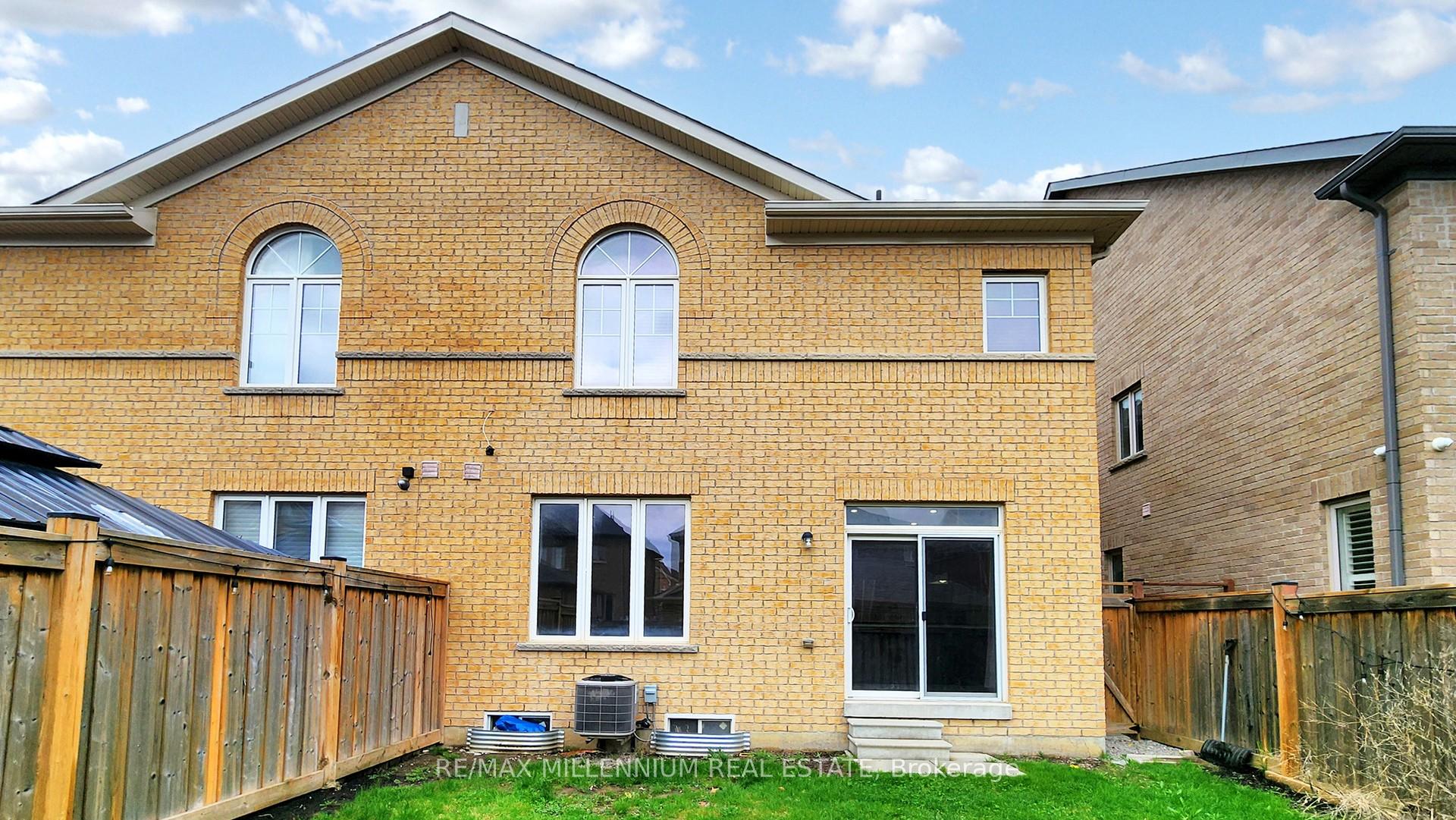 Photo 31 of 55 Dunedin Drive, Vaughan, Kleinburg — HOMEH