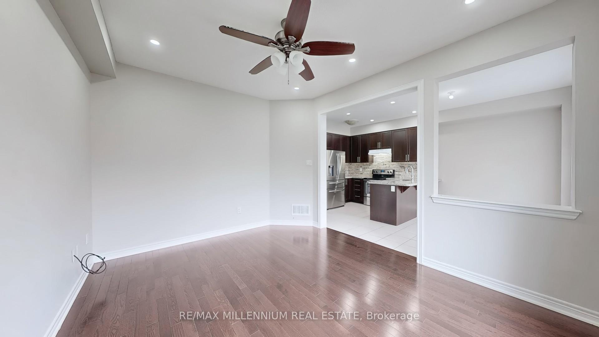 Photo 40 of 55 Dunedin Drive, Vaughan, Kleinburg — HOMEH