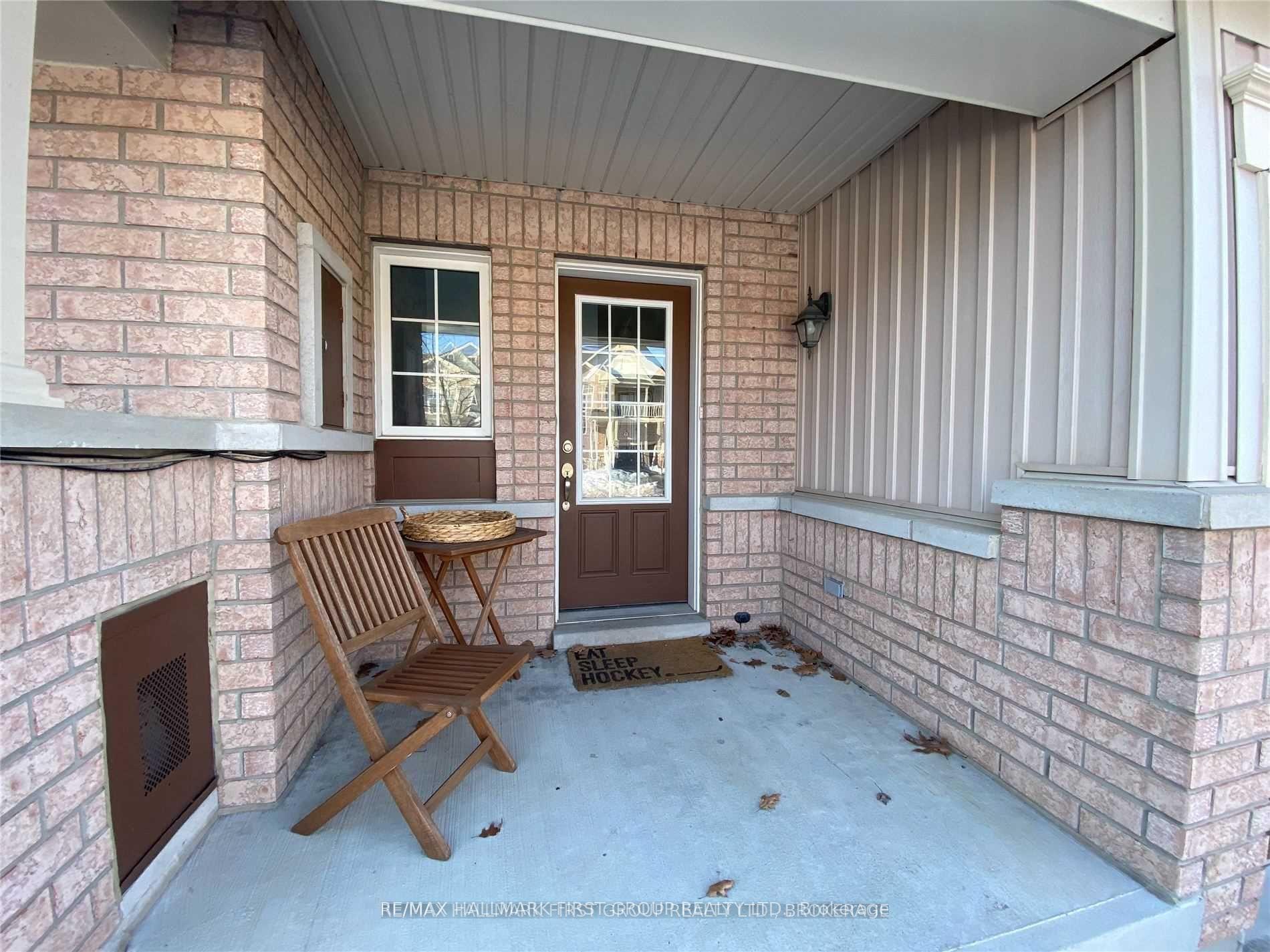 Photo 2 of 6 Devlin Crescent, Whitby, Blue Grass Meadows — HOMEH