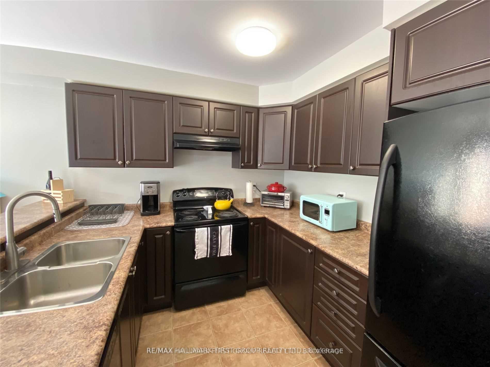 Photo 3 of 6 Devlin Crescent, Whitby, Blue Grass Meadows — HOMEH