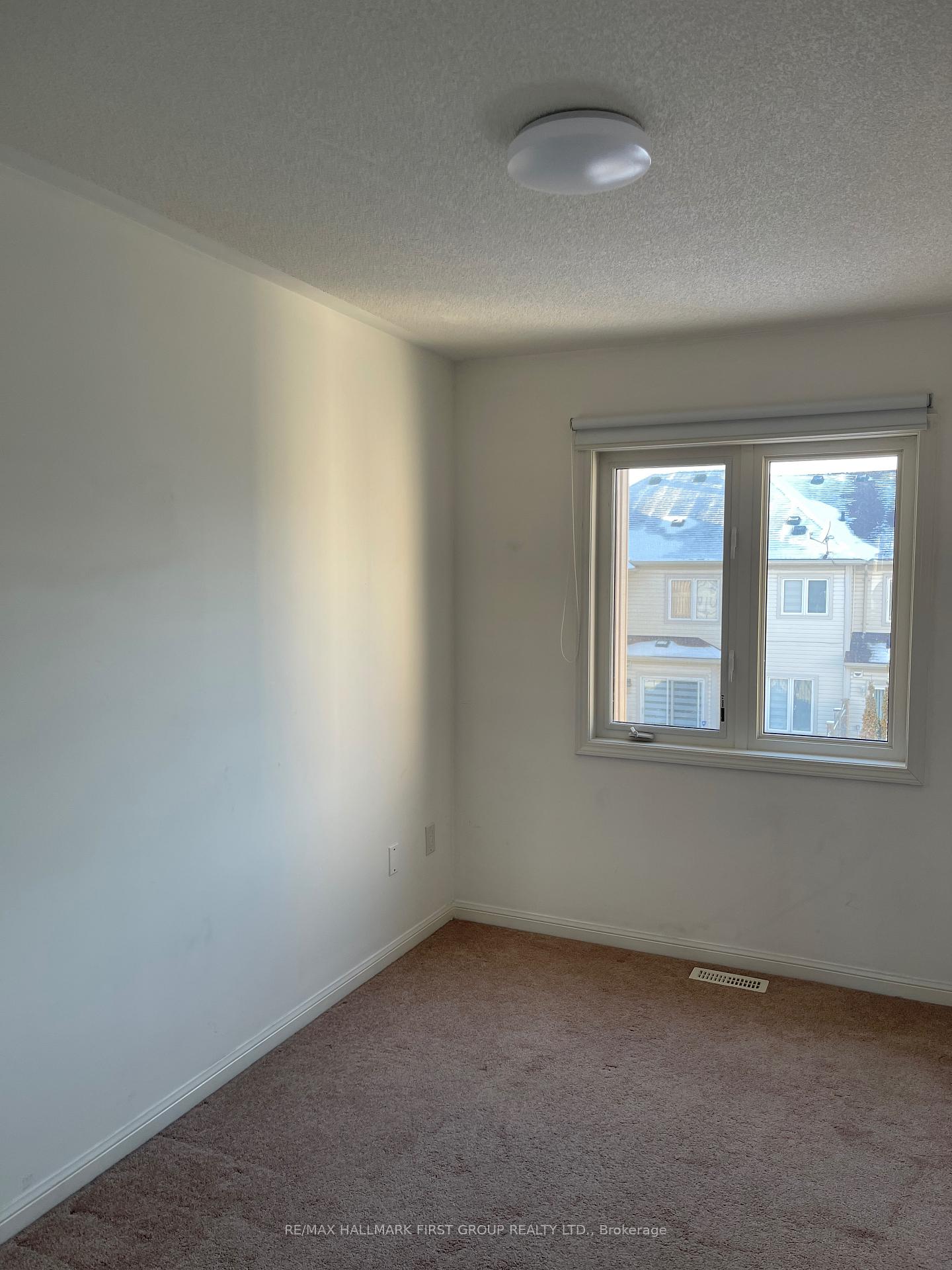 Photo 9 of 6 Devlin Crescent, Whitby, Blue Grass Meadows — HOMEH