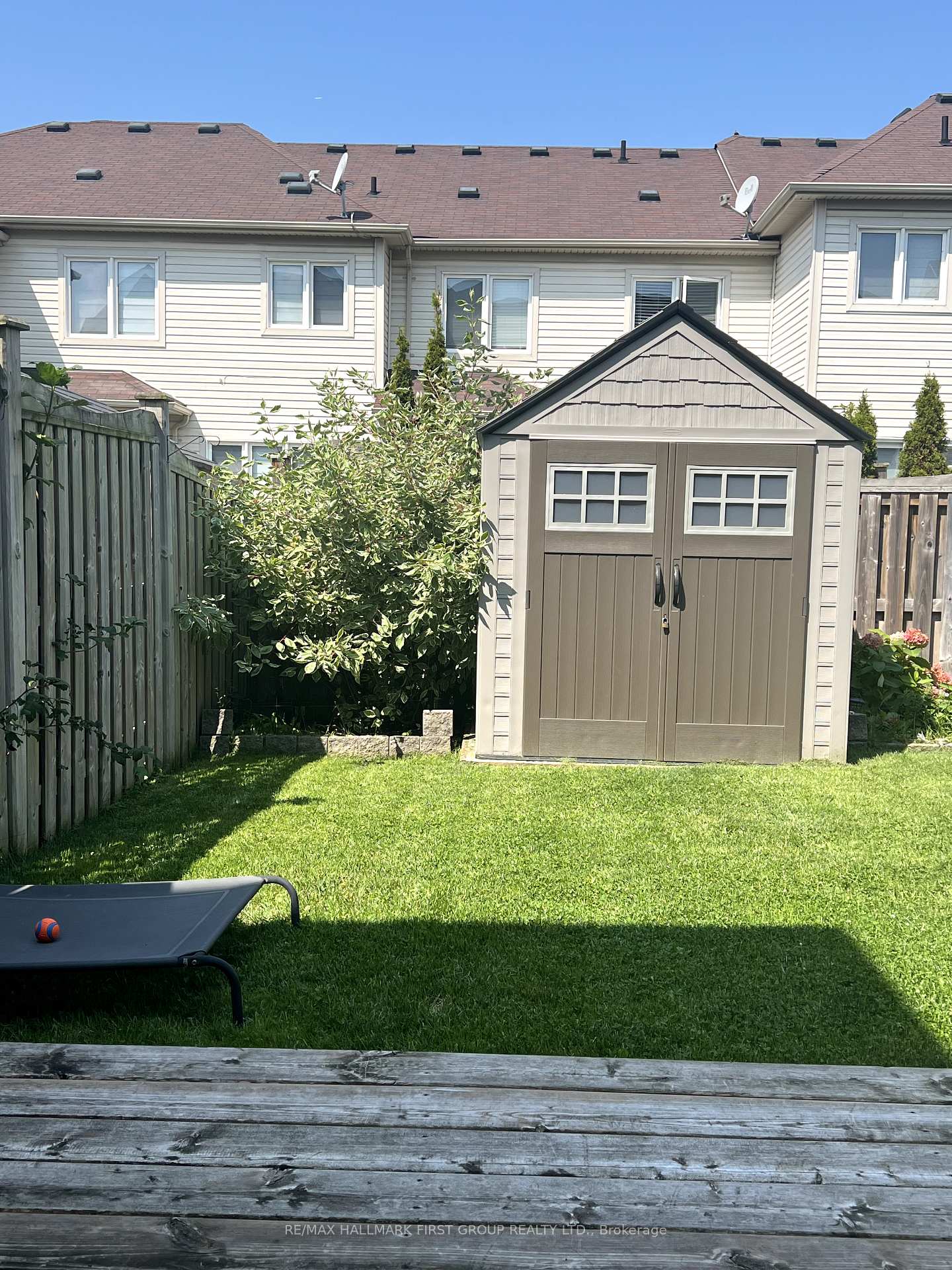 Photo 10 of 6 Devlin Crescent, Whitby, Blue Grass Meadows — HOMEH