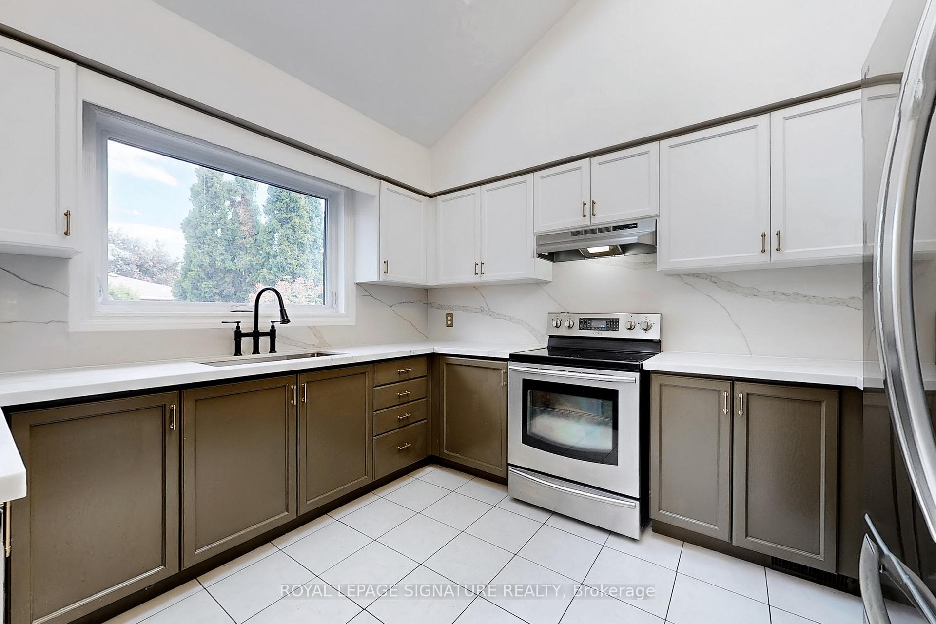 Photo 11 of 63 Kilbride Drive, Whitby, Pringle Creek — HOMEH