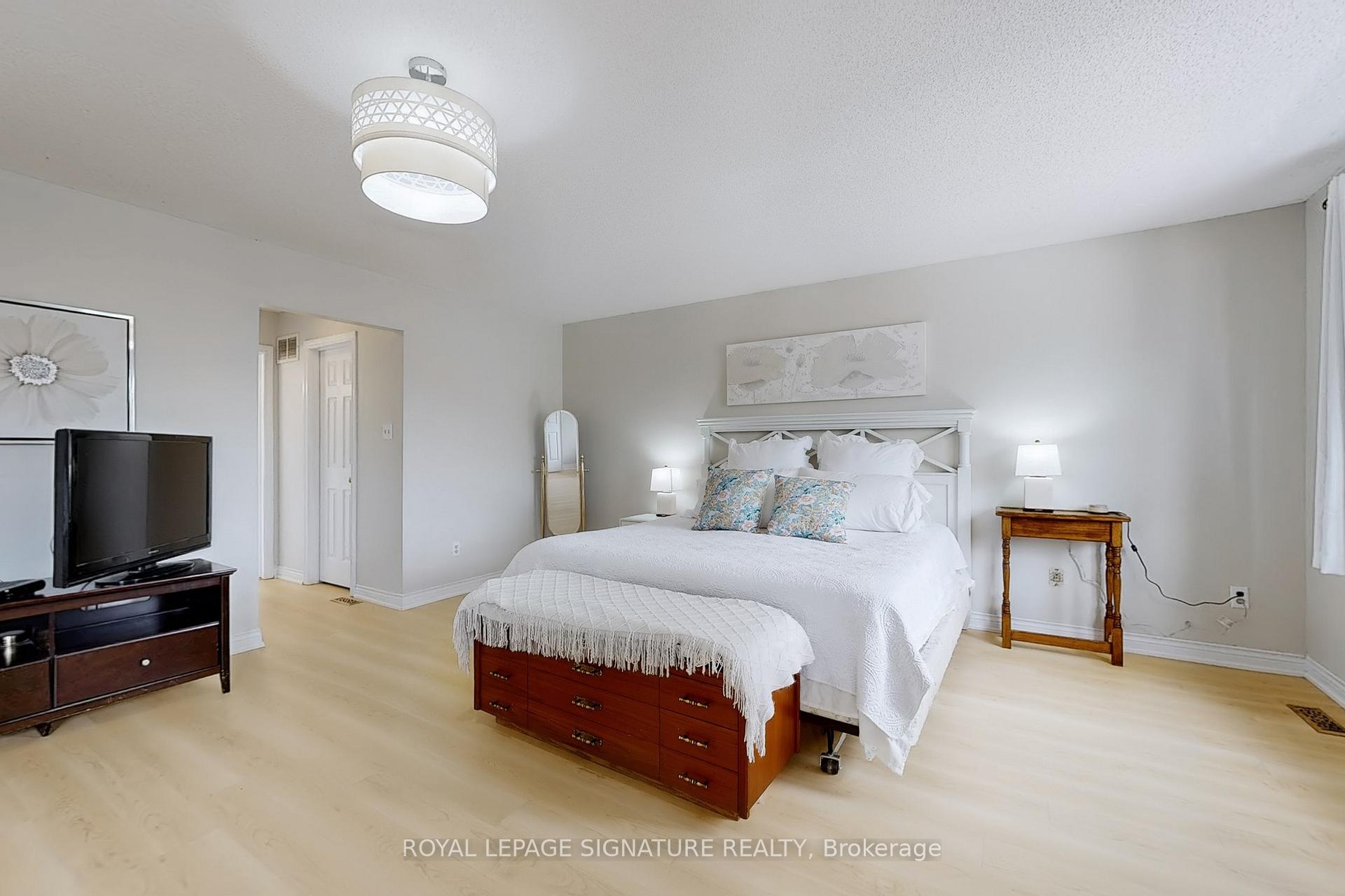 Photo 16 of 63 Kilbride Drive, Whitby, Pringle Creek — HOMEH