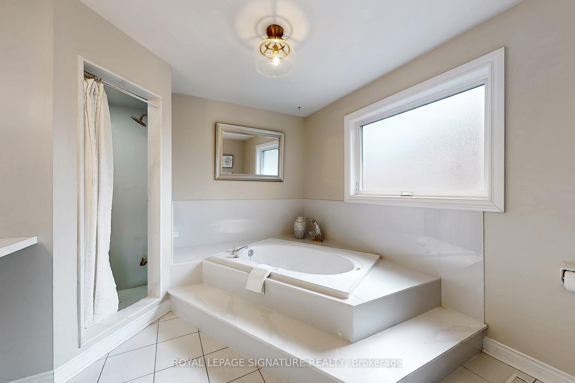 Photo 19 of 63 Kilbride Drive, Whitby, Pringle Creek — HOMEH