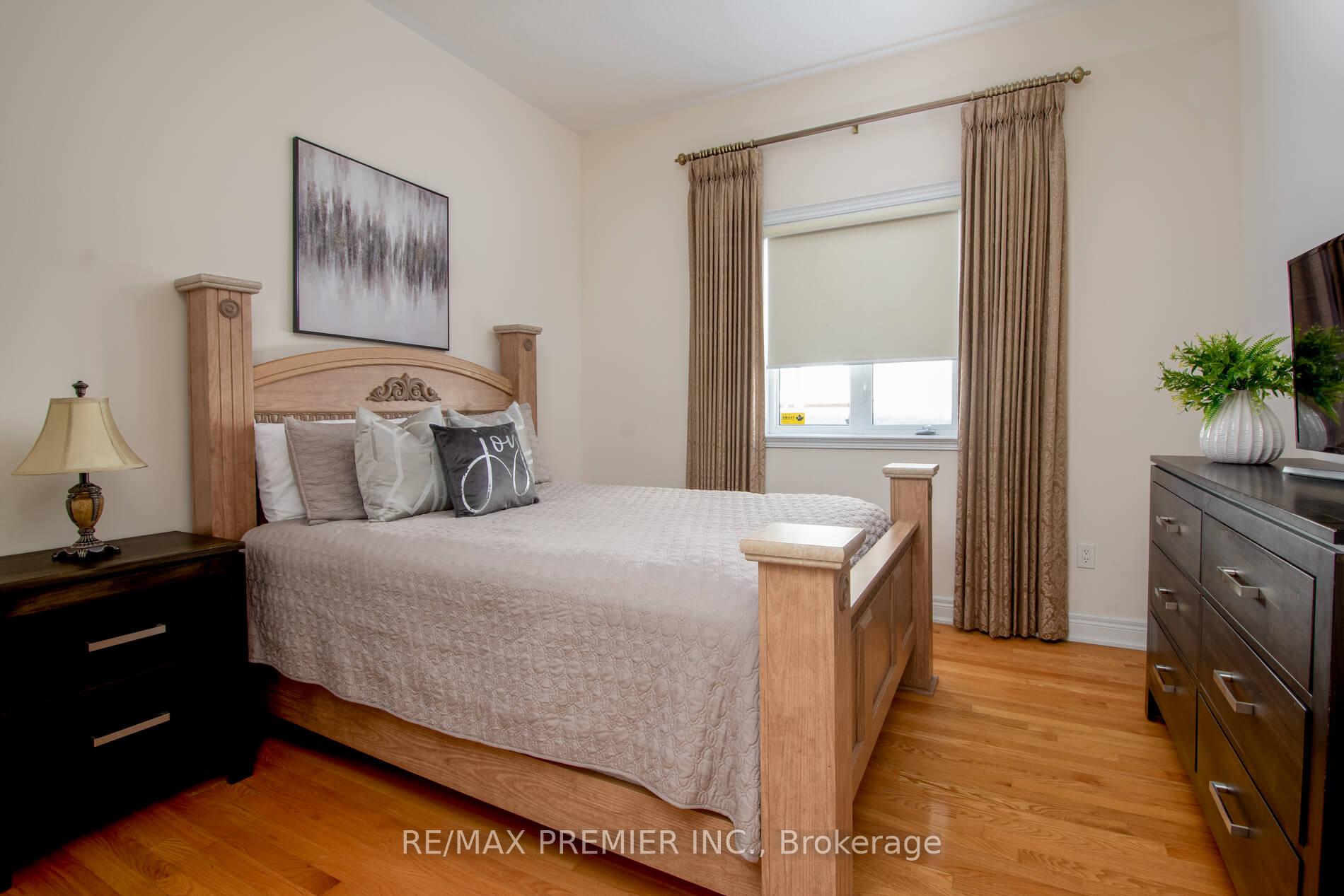 Photo 26 of 28 Timberwood Drive, Vaughan, Sonoma Heights — HOMEH