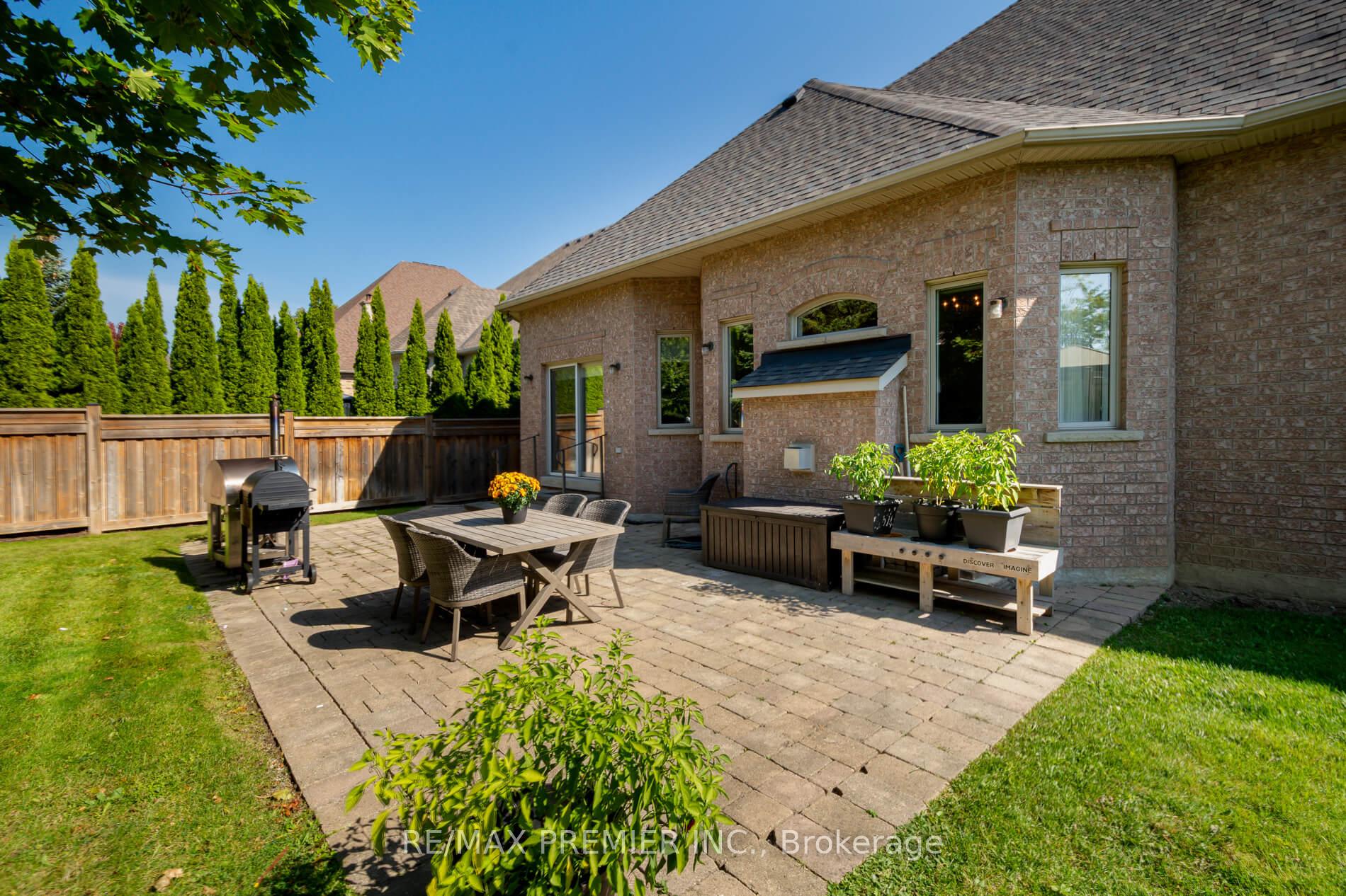 Photo 36 of 28 Timberwood Drive, Vaughan, Sonoma Heights — HOMEH