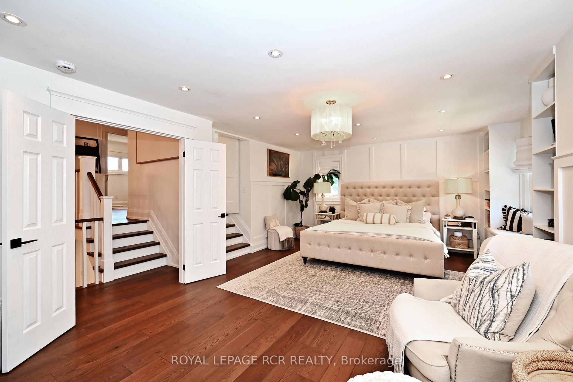 Photo 21 of 15 Hollingshead Drive, Aurora, Aurora Village — HOMEH