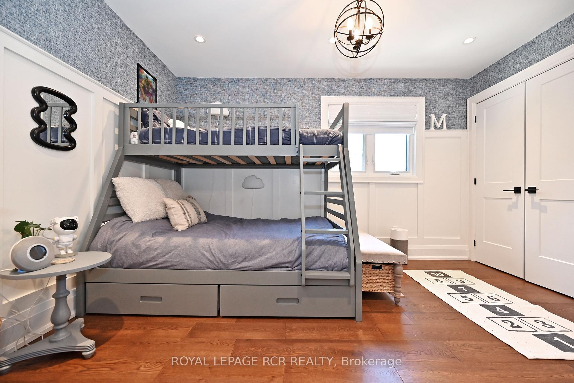 Photo 31 of 15 Hollingshead Drive, Aurora, Aurora Village — HOMEH