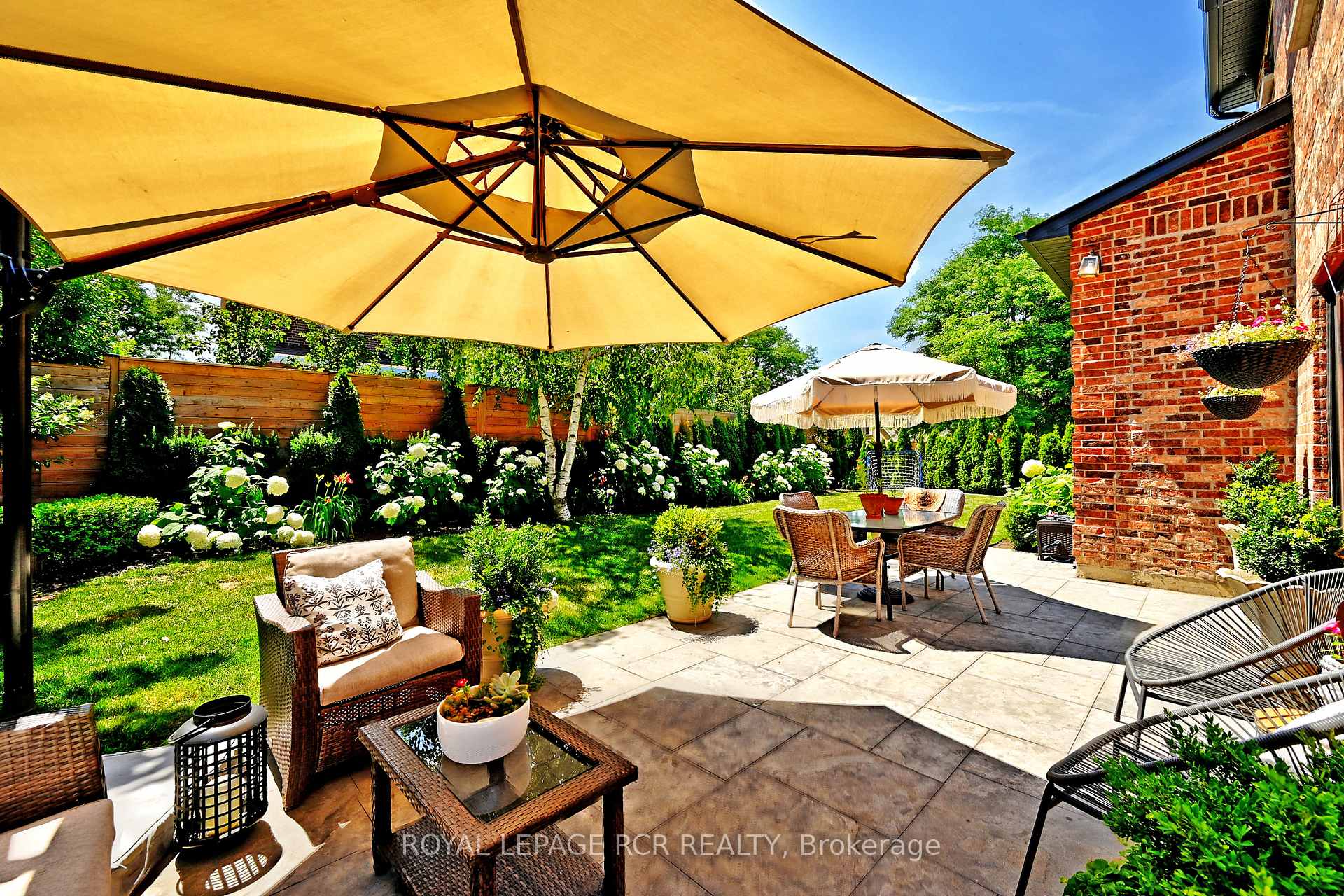 Photo 37 of 15 Hollingshead Drive, Aurora, Aurora Village — HOMEH