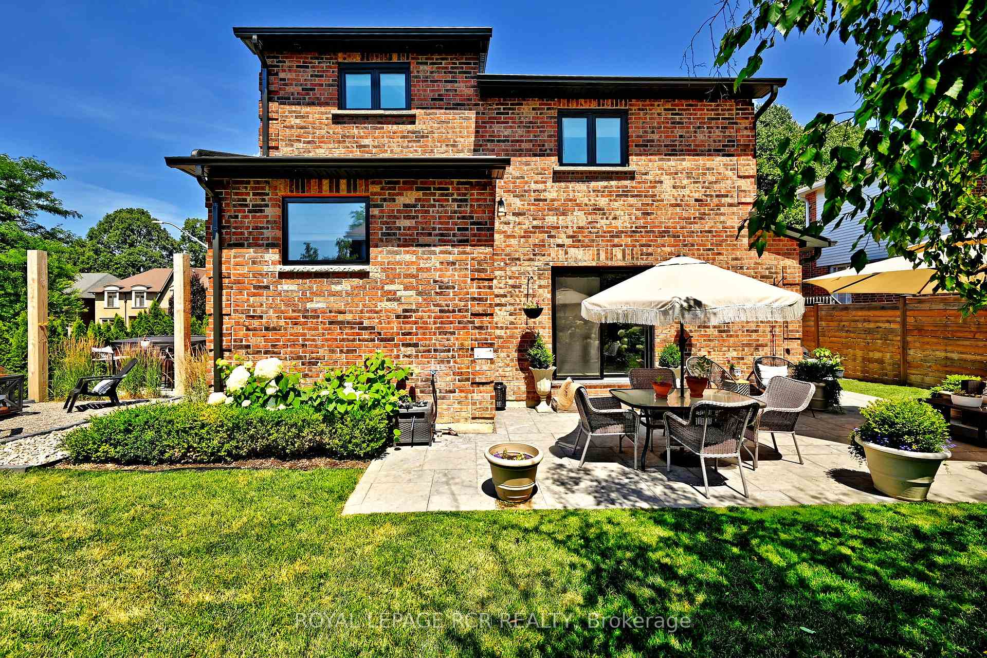 Photo 40 of 15 Hollingshead Drive, Aurora, Aurora Village — HOMEH