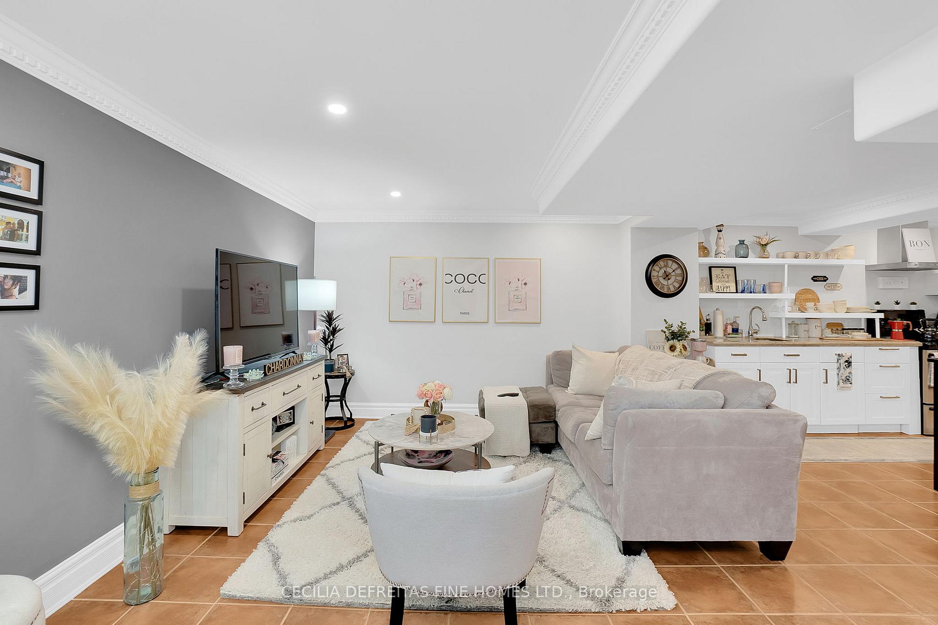 Photo 7 of Unit Bsmt, 55 Santina Street, Vaughan, Vellore Village — HOMEH