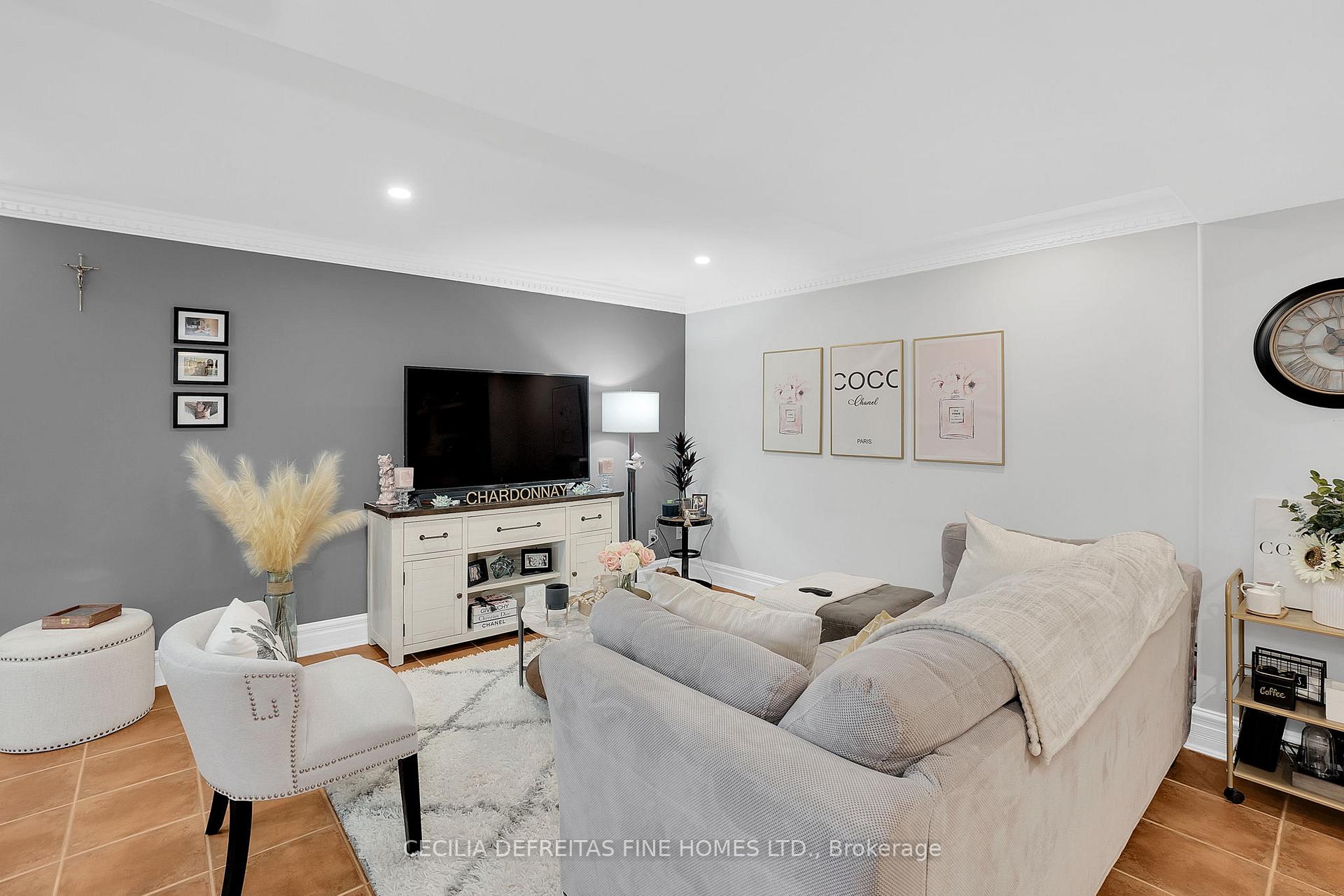 Photo 8 of Unit Bsmt, 55 Santina Street, Vaughan, Vellore Village — HOMEH