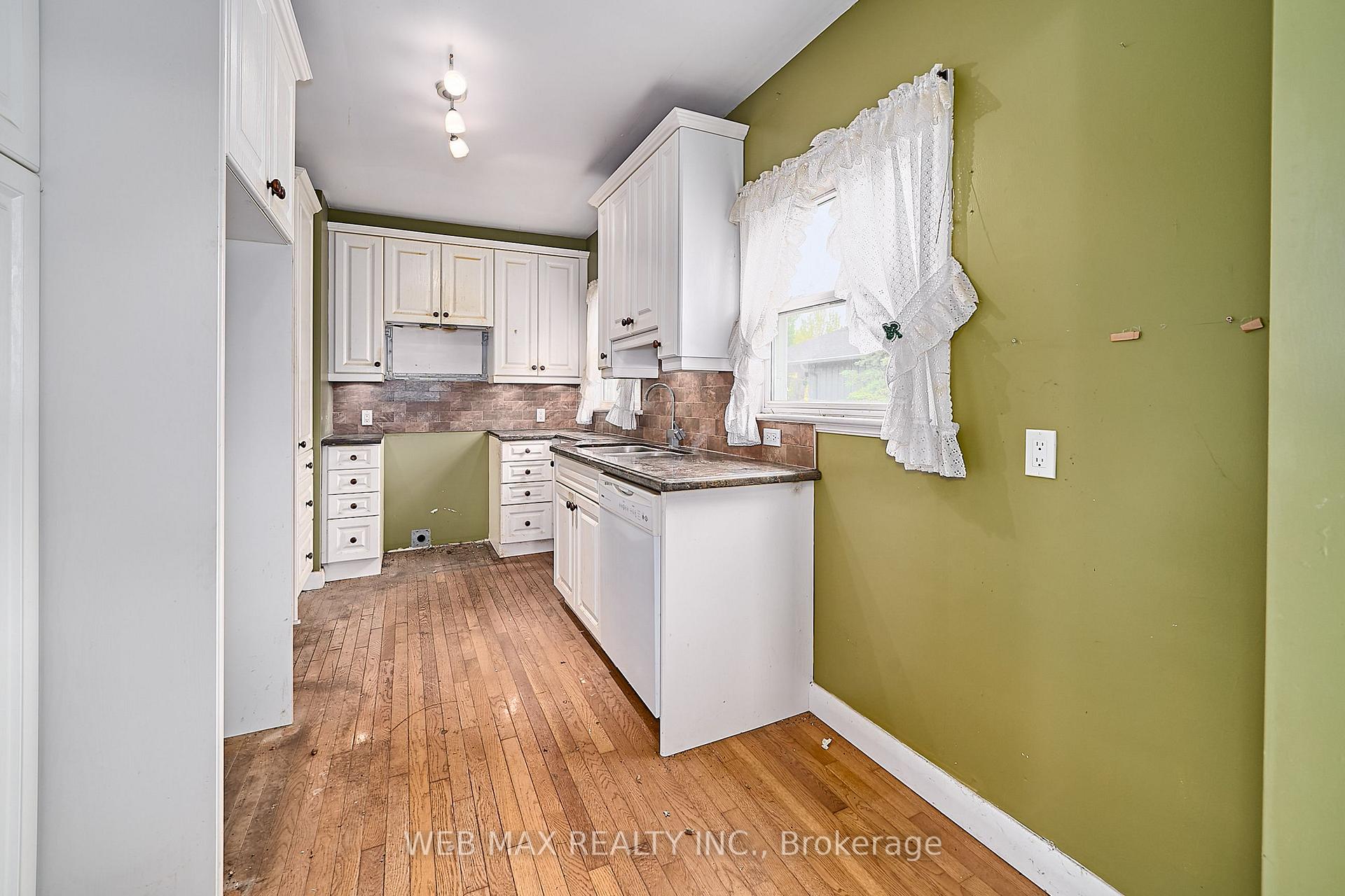 Photo 7 of 34 Scott Street, Whitby, Blue Grass Meadows — HOMEH
