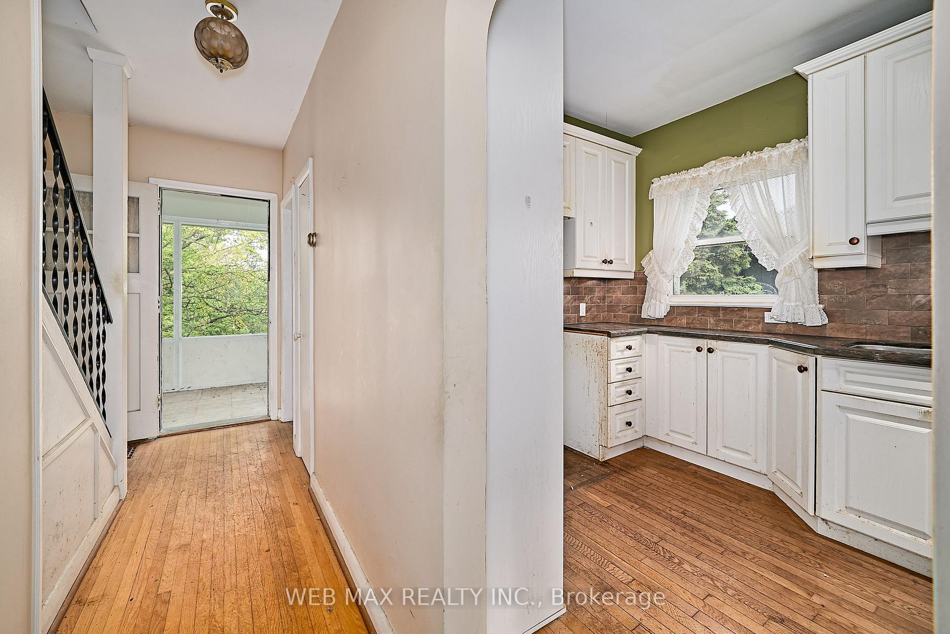 Photo 9 of 34 Scott Street, Whitby, Blue Grass Meadows — HOMEH