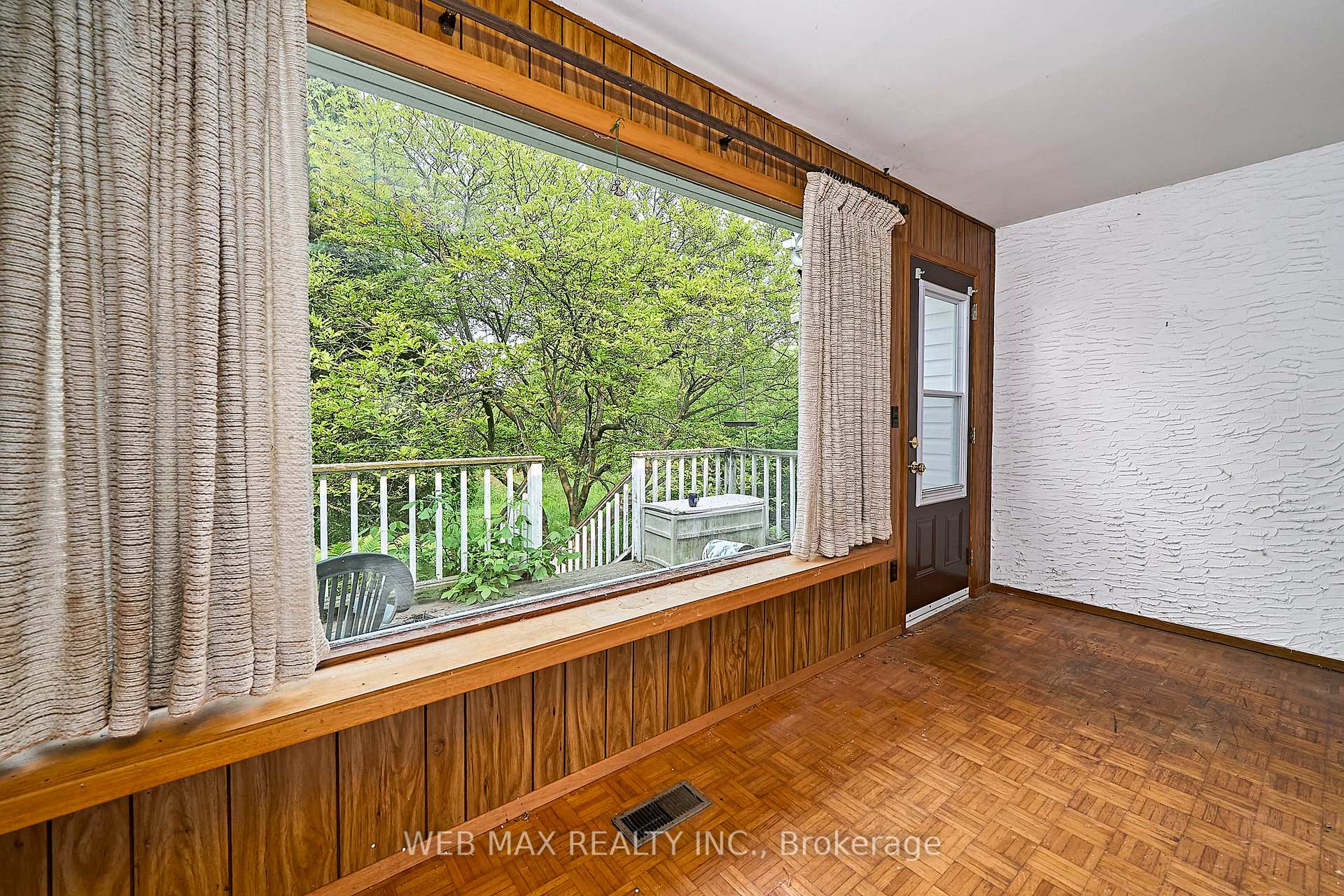 Photo 17 of 34 Scott Street, Whitby, Blue Grass Meadows — HOMEH