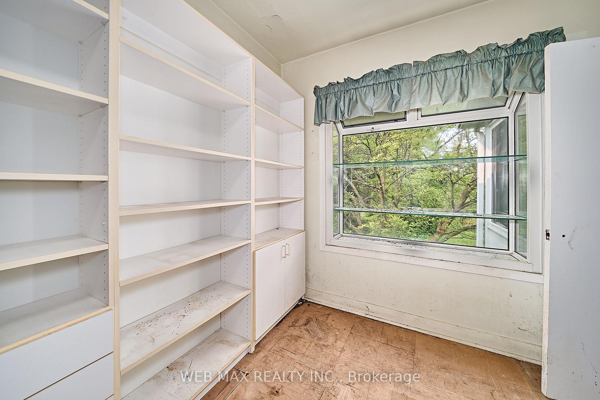 Photo 21 of 34 Scott Street, Whitby, Blue Grass Meadows — HOMEH