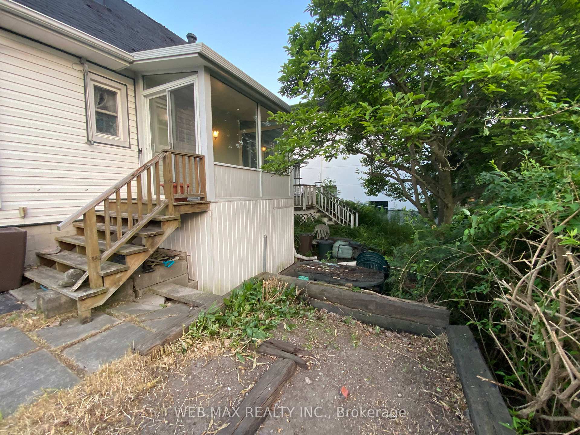 Photo 35 of 34 Scott Street, Whitby, Blue Grass Meadows — HOMEH