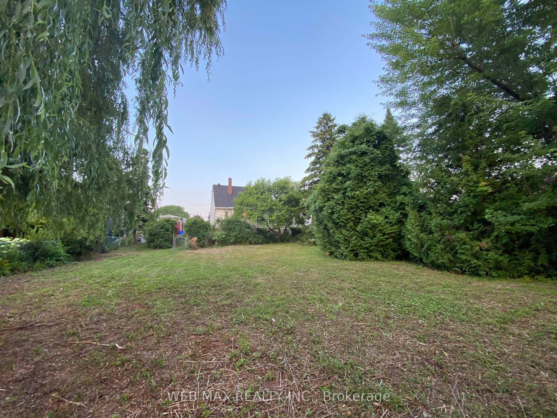 Photo 40 of 34 Scott Street, Whitby, Blue Grass Meadows — HOMEH