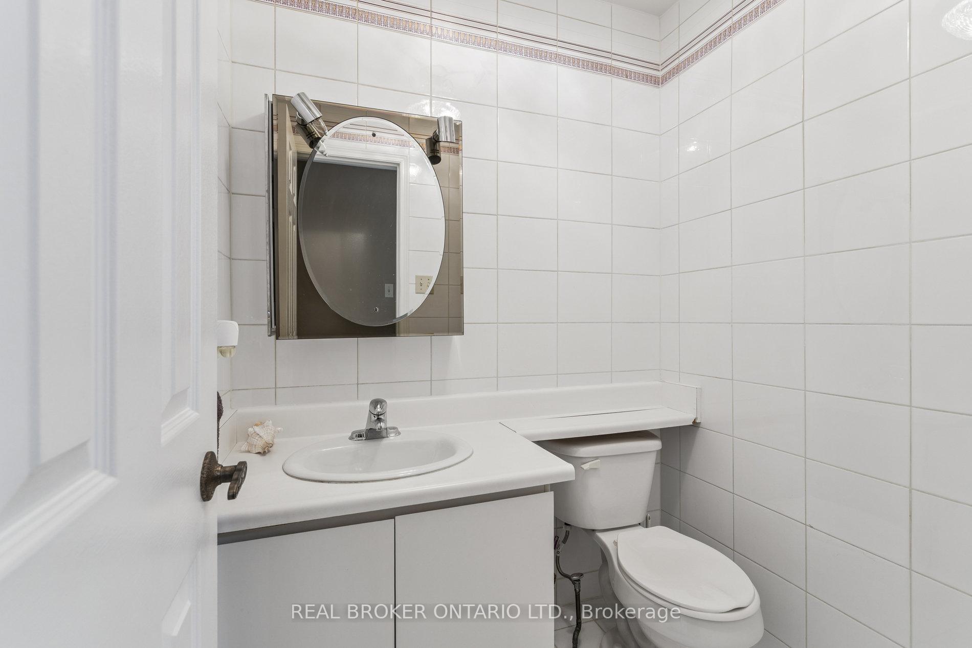 Photo 19 of 435 Aberdeen Avenue, Vaughan, East Woodbridge — HOMEH