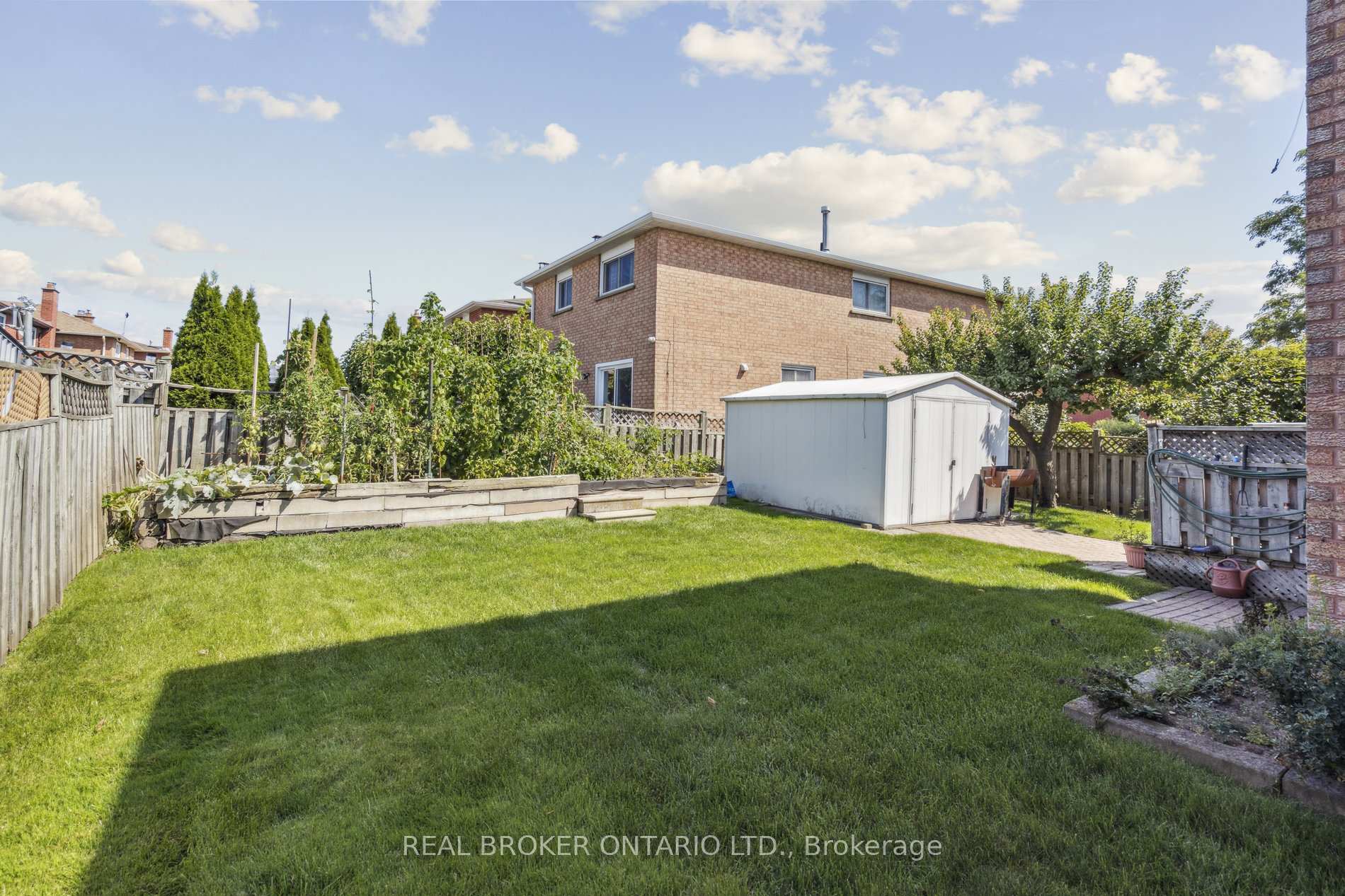 Photo 48 of 435 Aberdeen Avenue, Vaughan, East Woodbridge — HOMEH