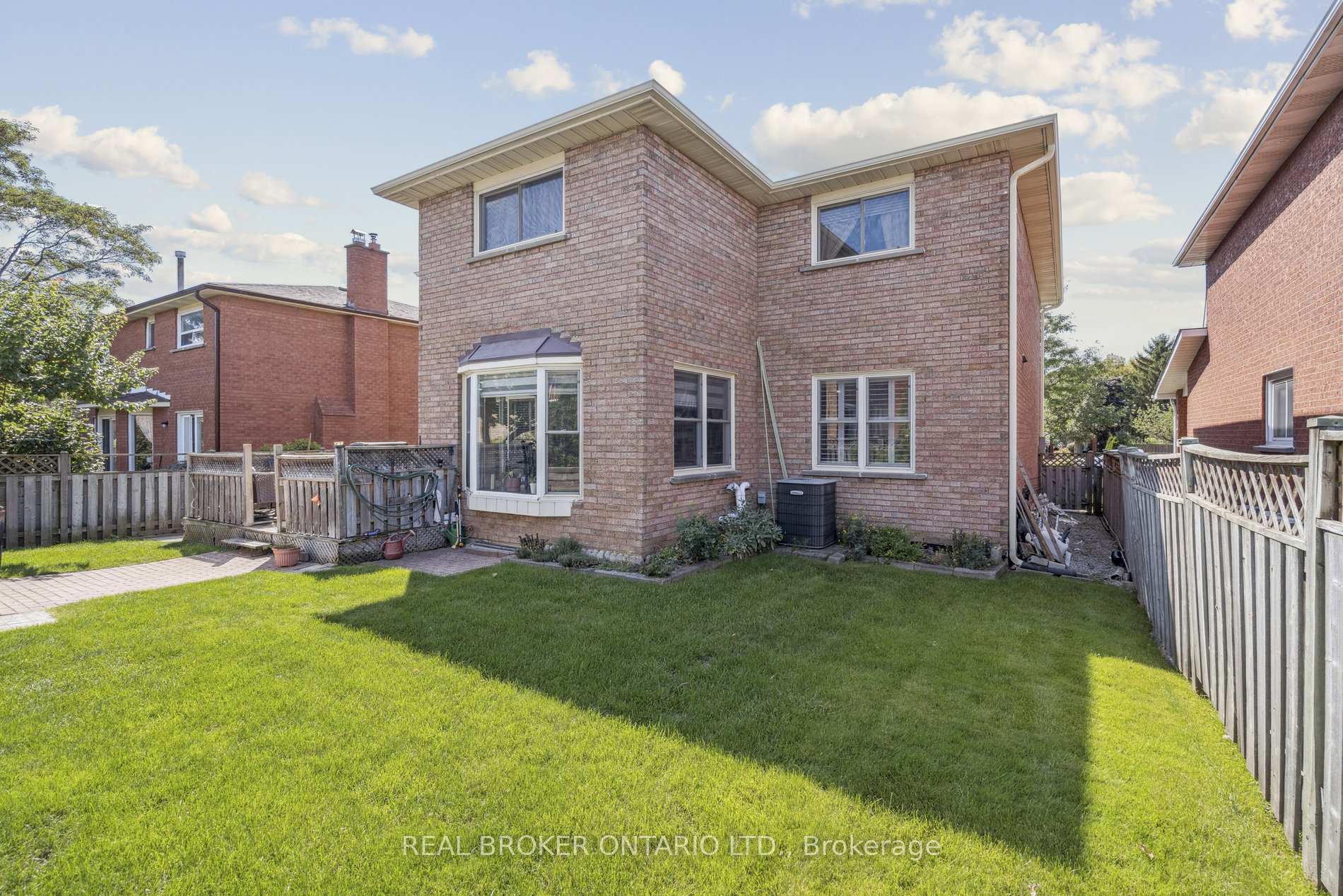 Photo 49 of 435 Aberdeen Avenue, Vaughan, East Woodbridge — HOMEH
