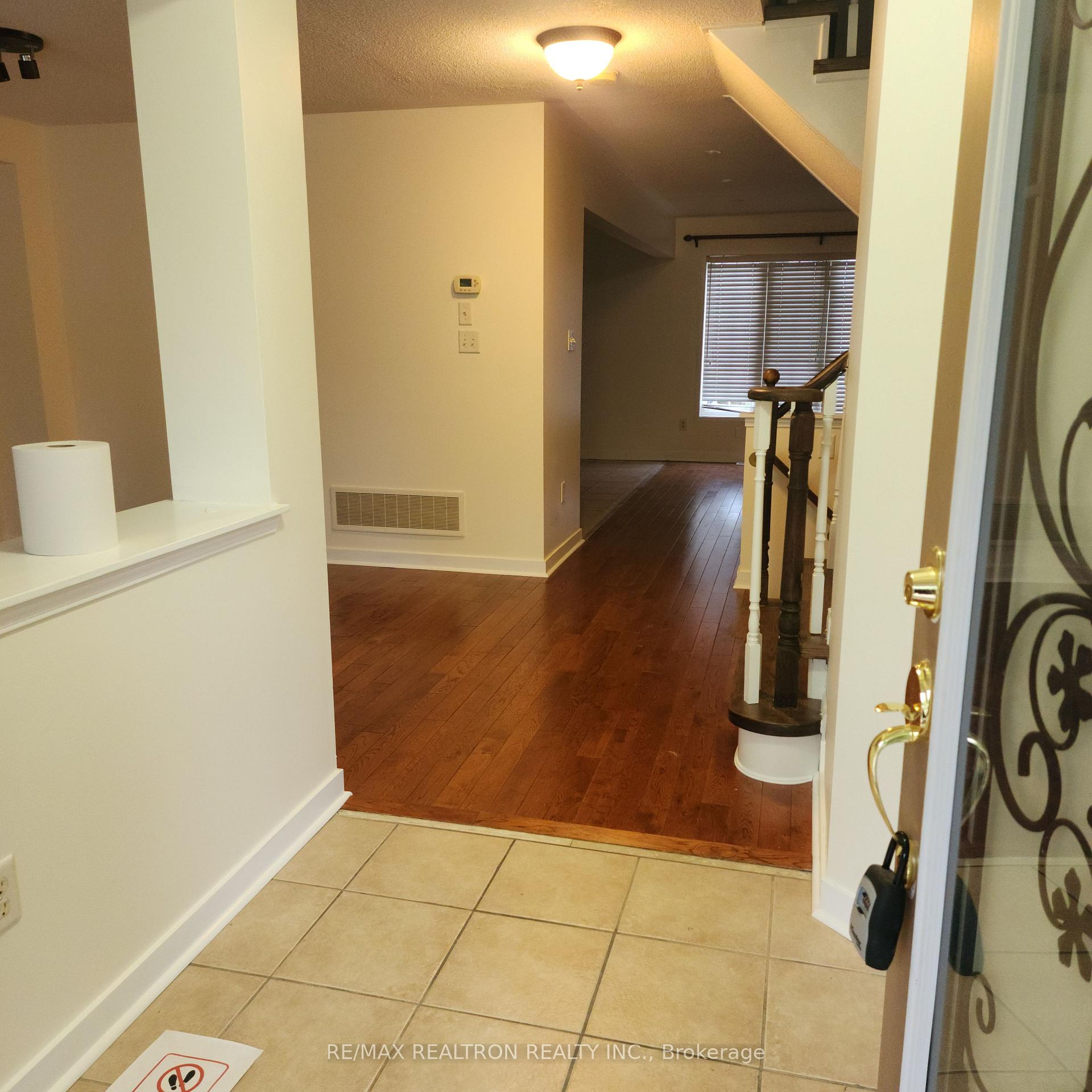 Photo 3 of 6 Hinchcliff Gate, Ajax, Northeast Ajax — HOMEH