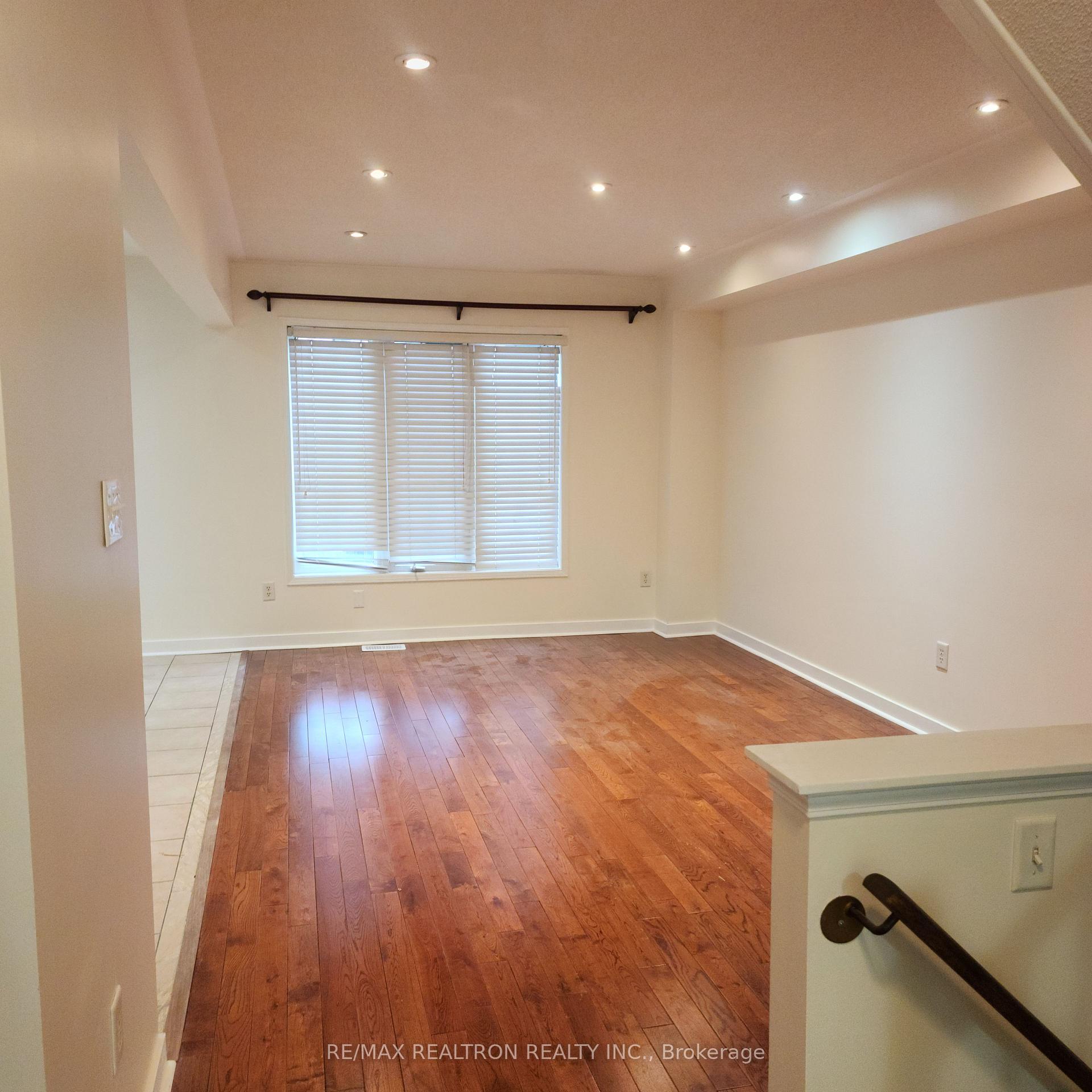 Photo 6 of 6 Hinchcliff Gate, Ajax, Northeast Ajax — HOMEH