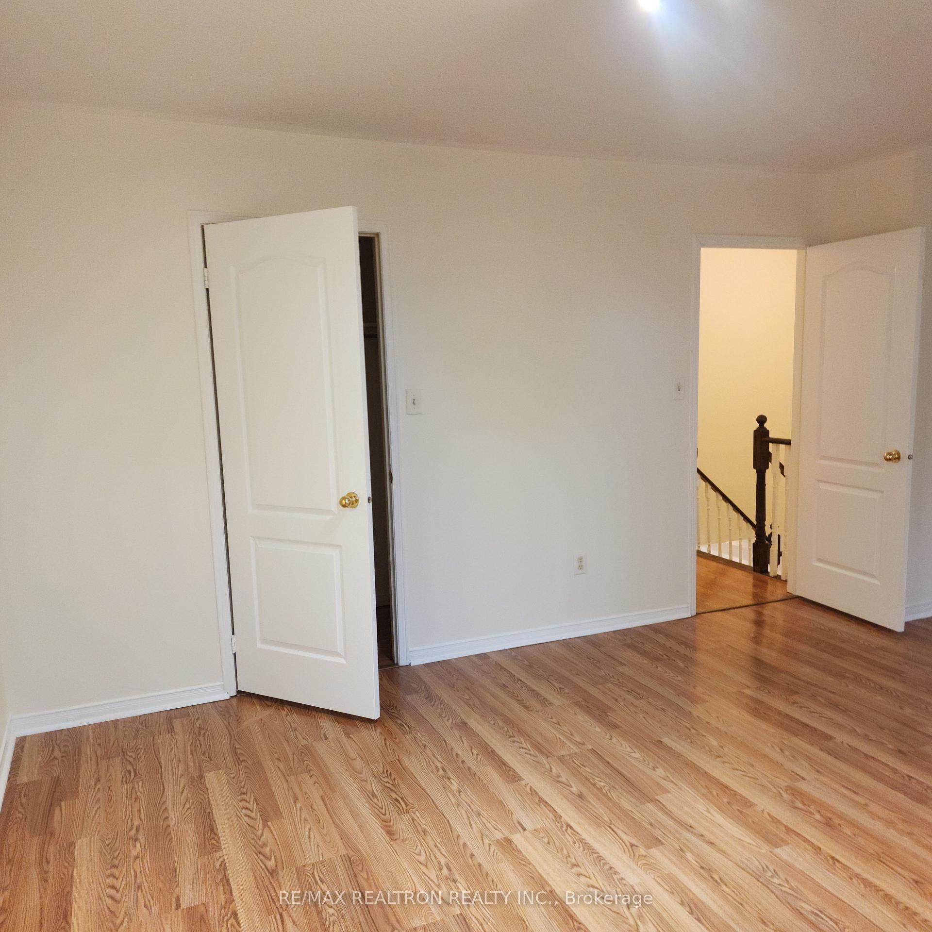 Photo 12 of 6 Hinchcliff Gate, Ajax, Northeast Ajax — HOMEH