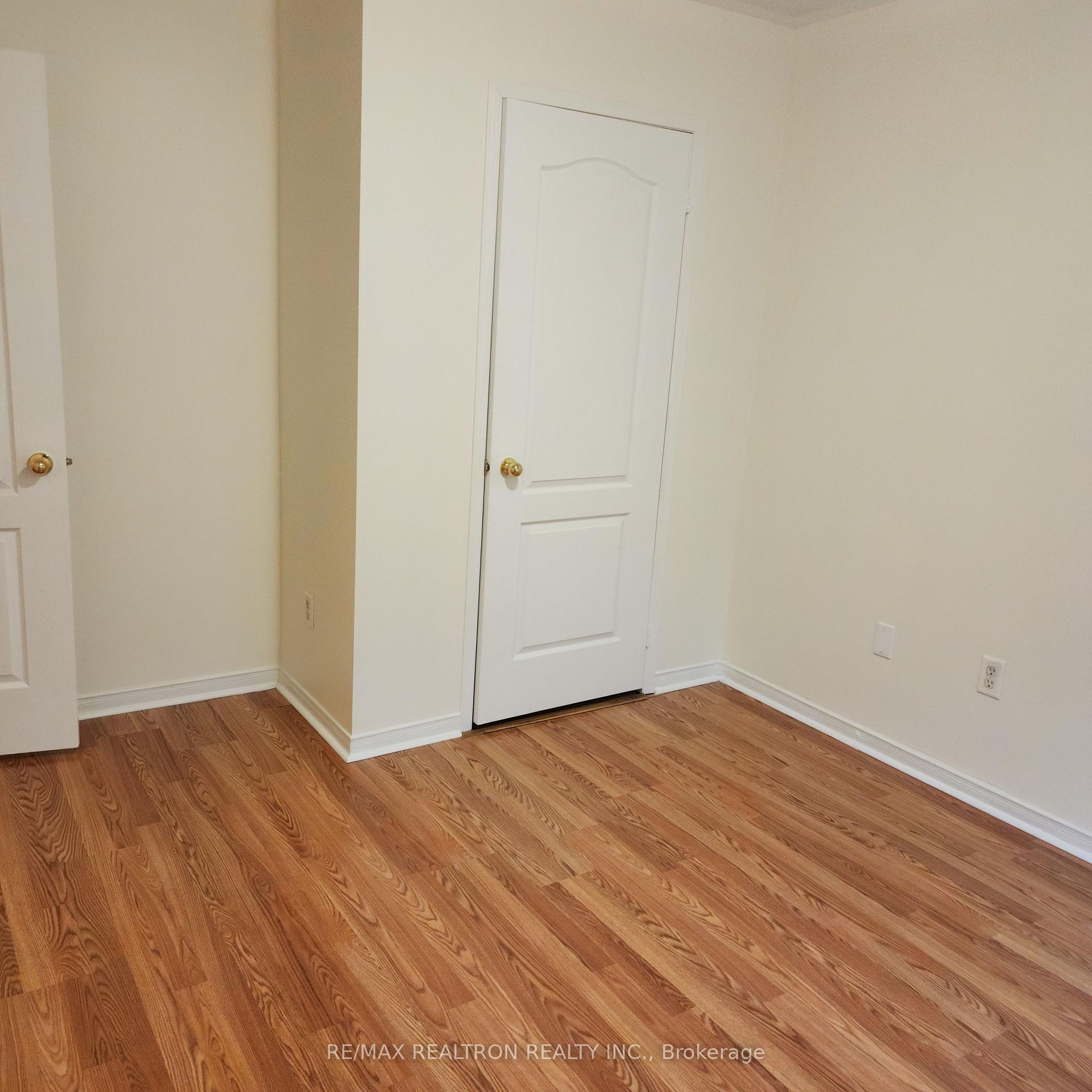 Photo 19 of 6 Hinchcliff Gate, Ajax, Northeast Ajax — HOMEH