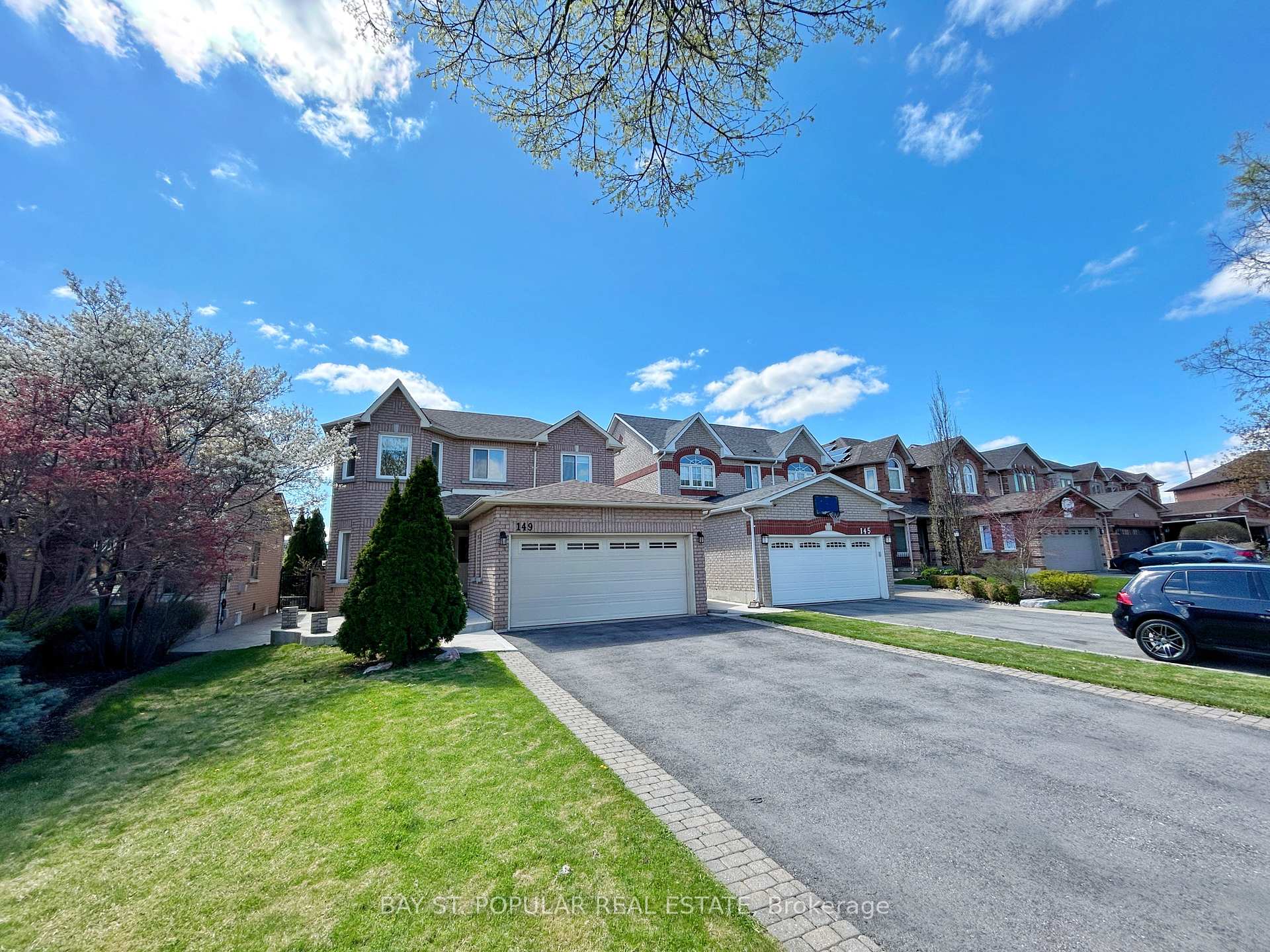Photo 1 of 149 Cherokee Drive, Vaughan, Maple — HOMEH