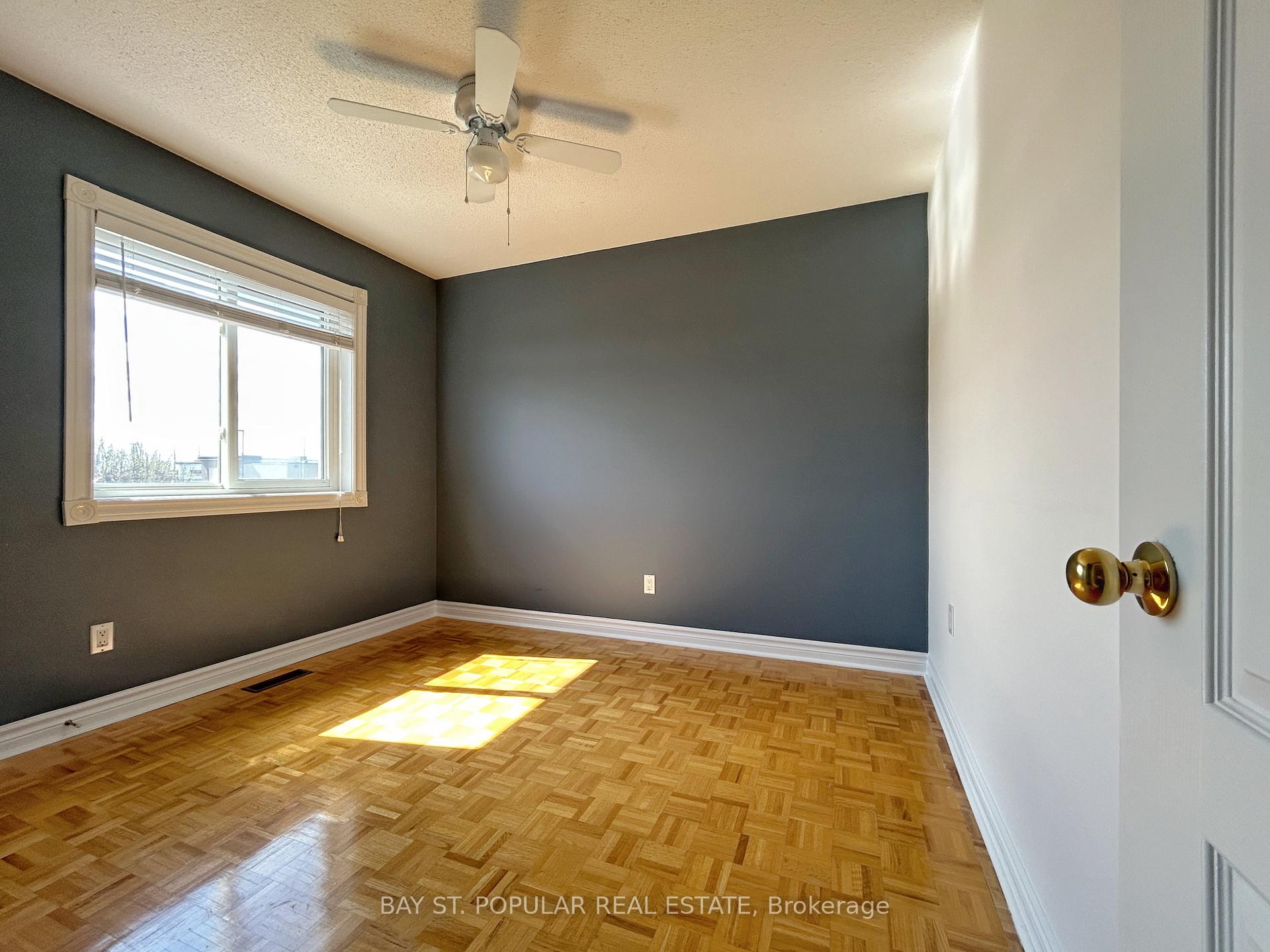 Photo 25 of 149 Cherokee Drive, Vaughan, Maple — HOMEH