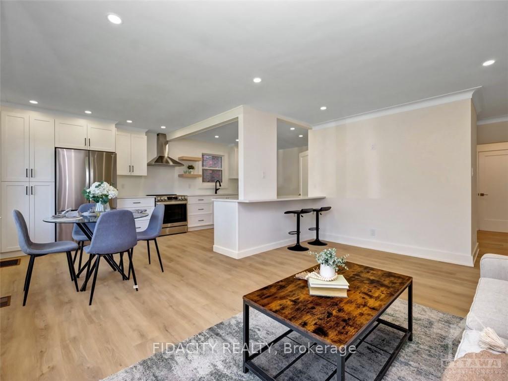 Photo 3 of 1290 Snowdon Street, Ottawa, Alta Vista — HOMEH