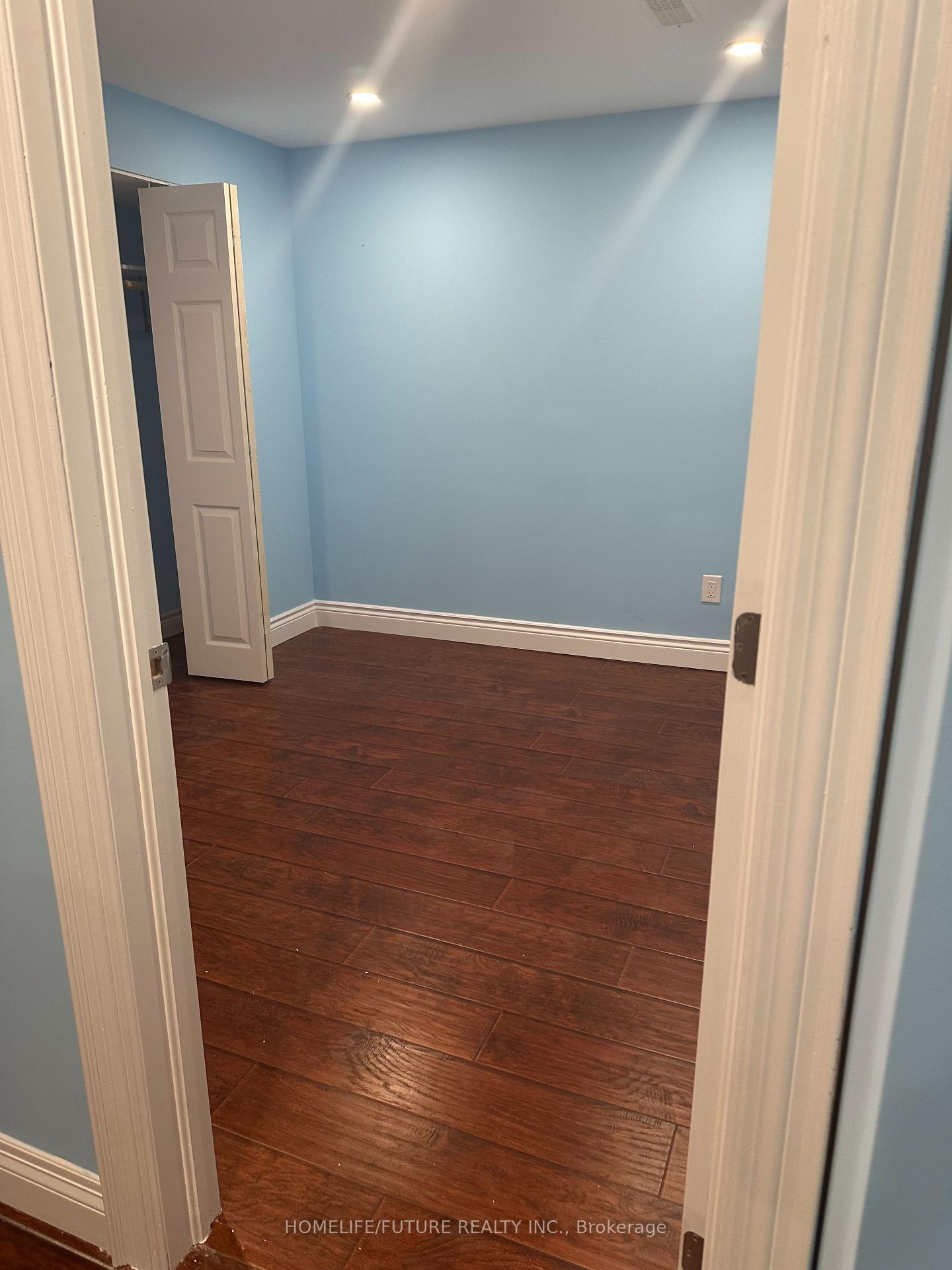 Photo 8 of Unit Bsmt, 50 Gabrielle Crescent, Whitby, Rolling Acres — HOMEH