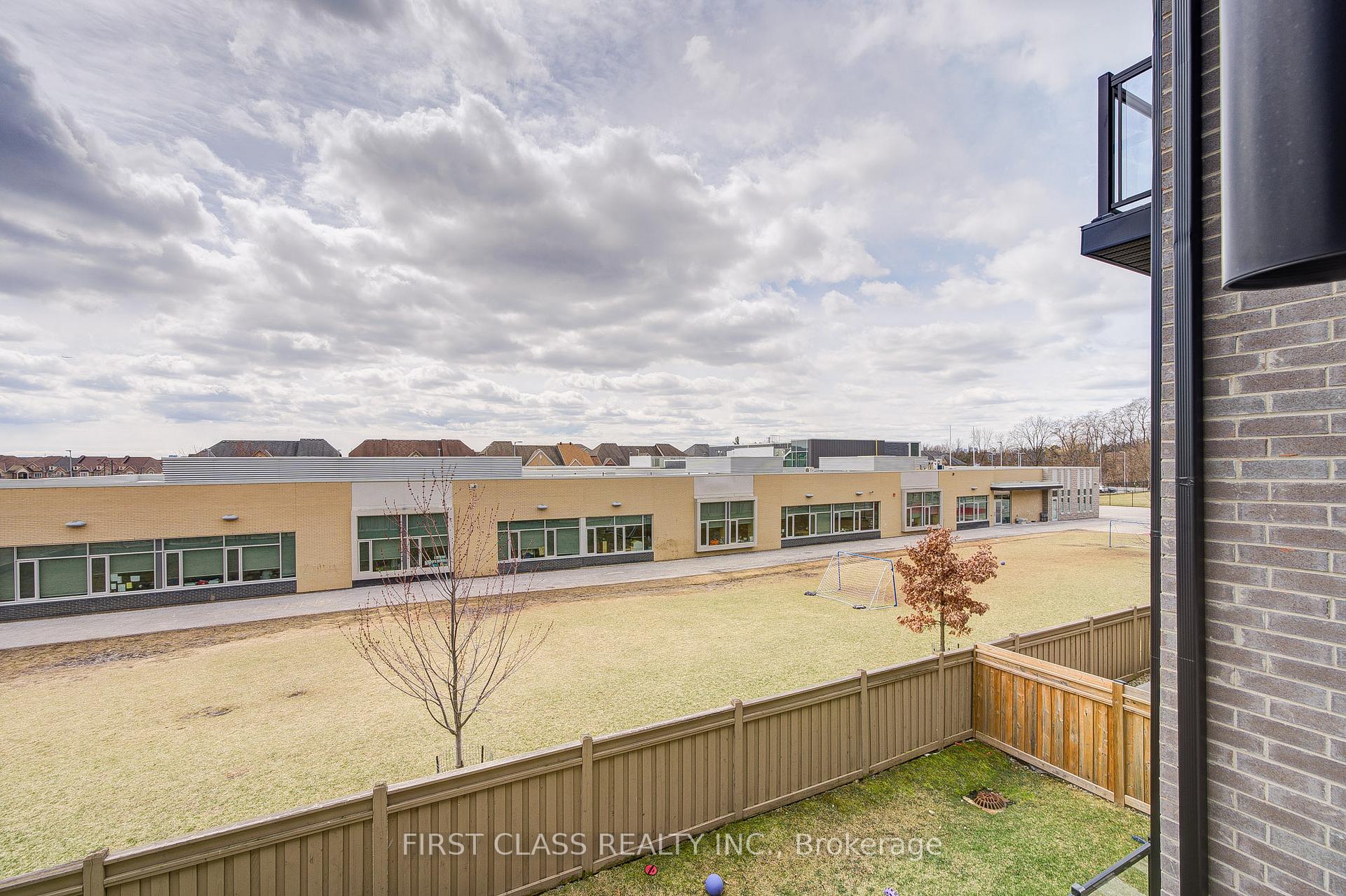 Photo 25 of 25 Laskin Drive, Vaughan, Patterson — HOMEH