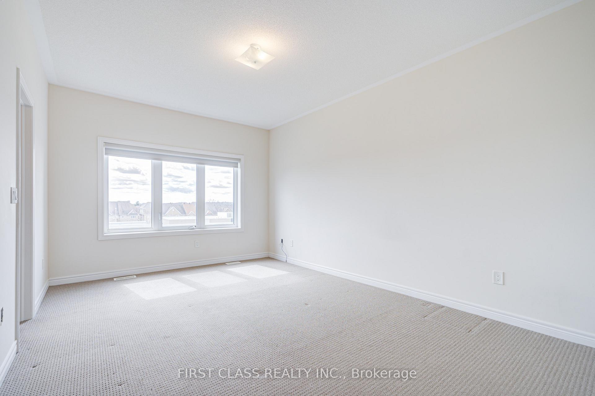 Photo 28 of 25 Laskin Drive, Vaughan, Patterson — HOMEH