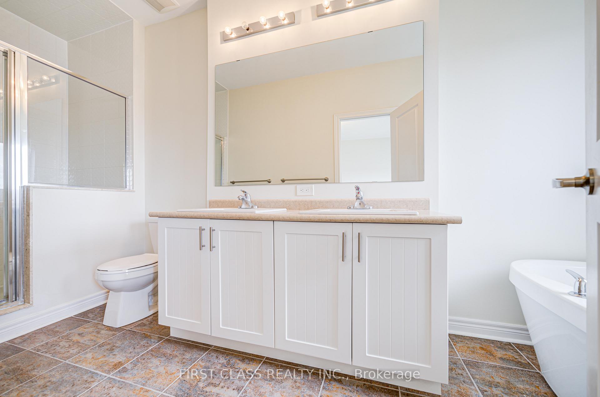 Photo 31 of 25 Laskin Drive, Vaughan, Patterson — HOMEH