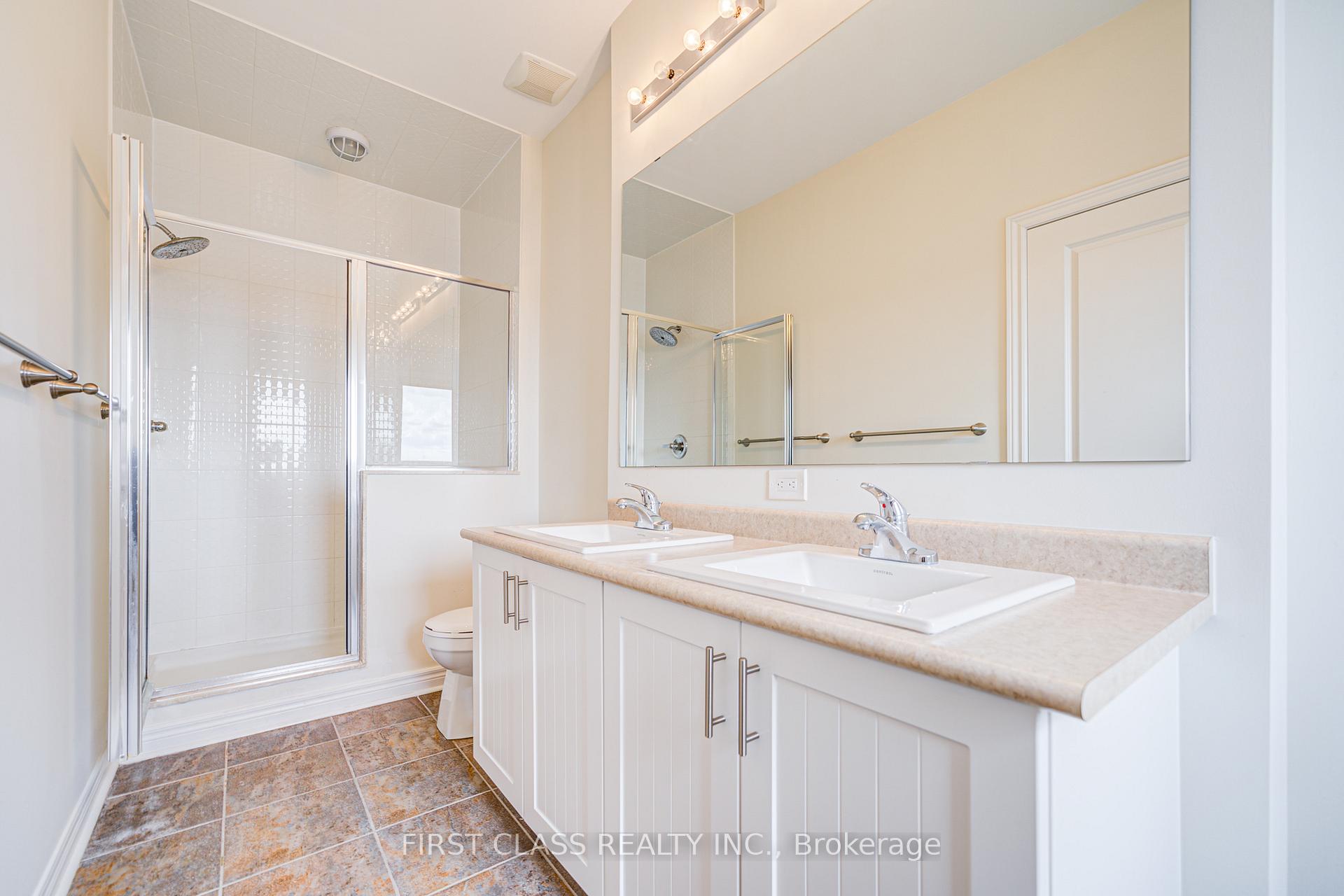 Photo 33 of 25 Laskin Drive, Vaughan, Patterson — HOMEH