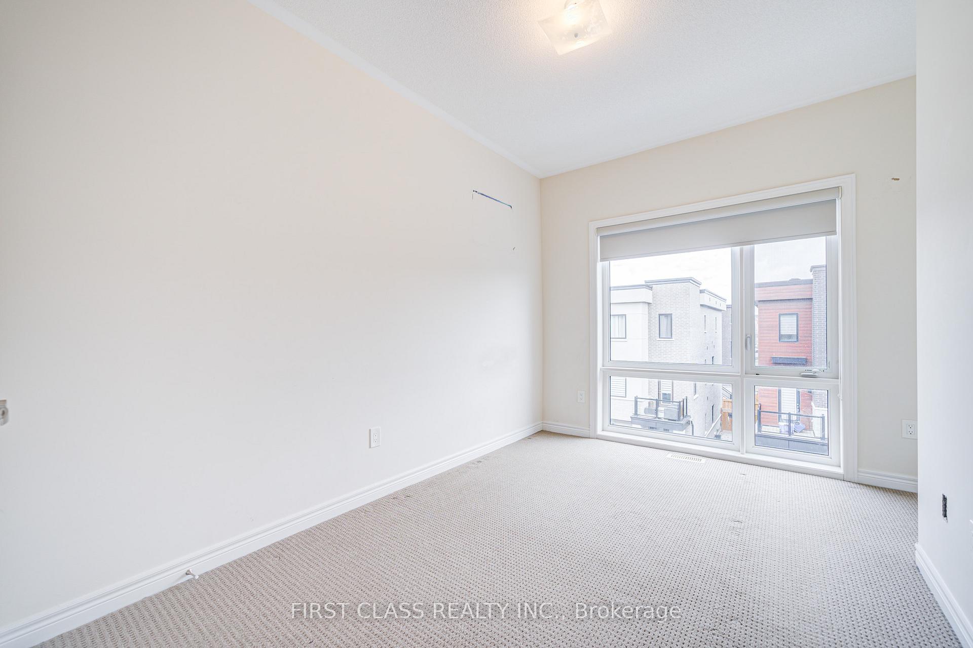 Photo 35 of 25 Laskin Drive, Vaughan, Patterson — HOMEH