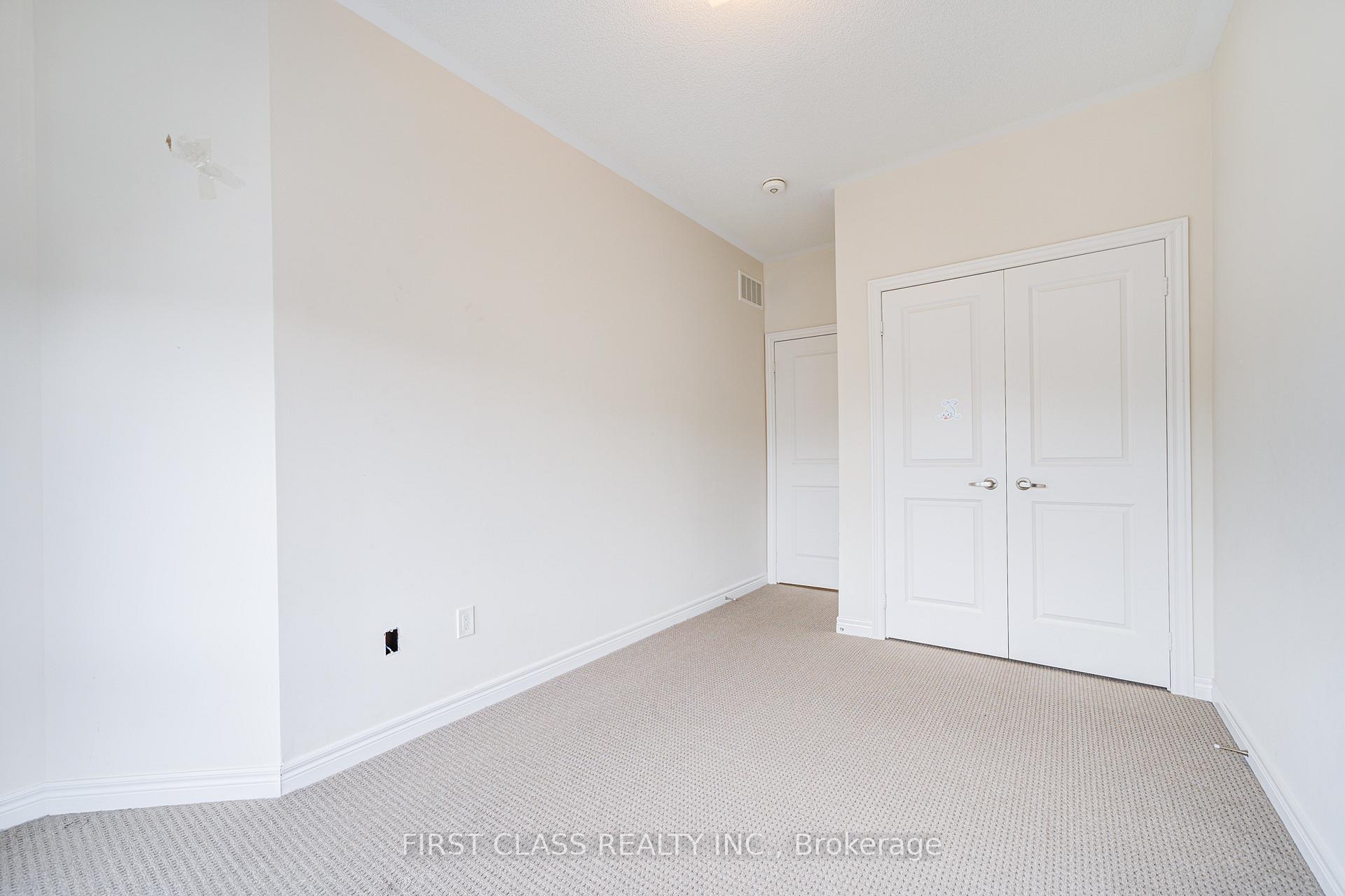 Photo 37 of 25 Laskin Drive, Vaughan, Patterson — HOMEH