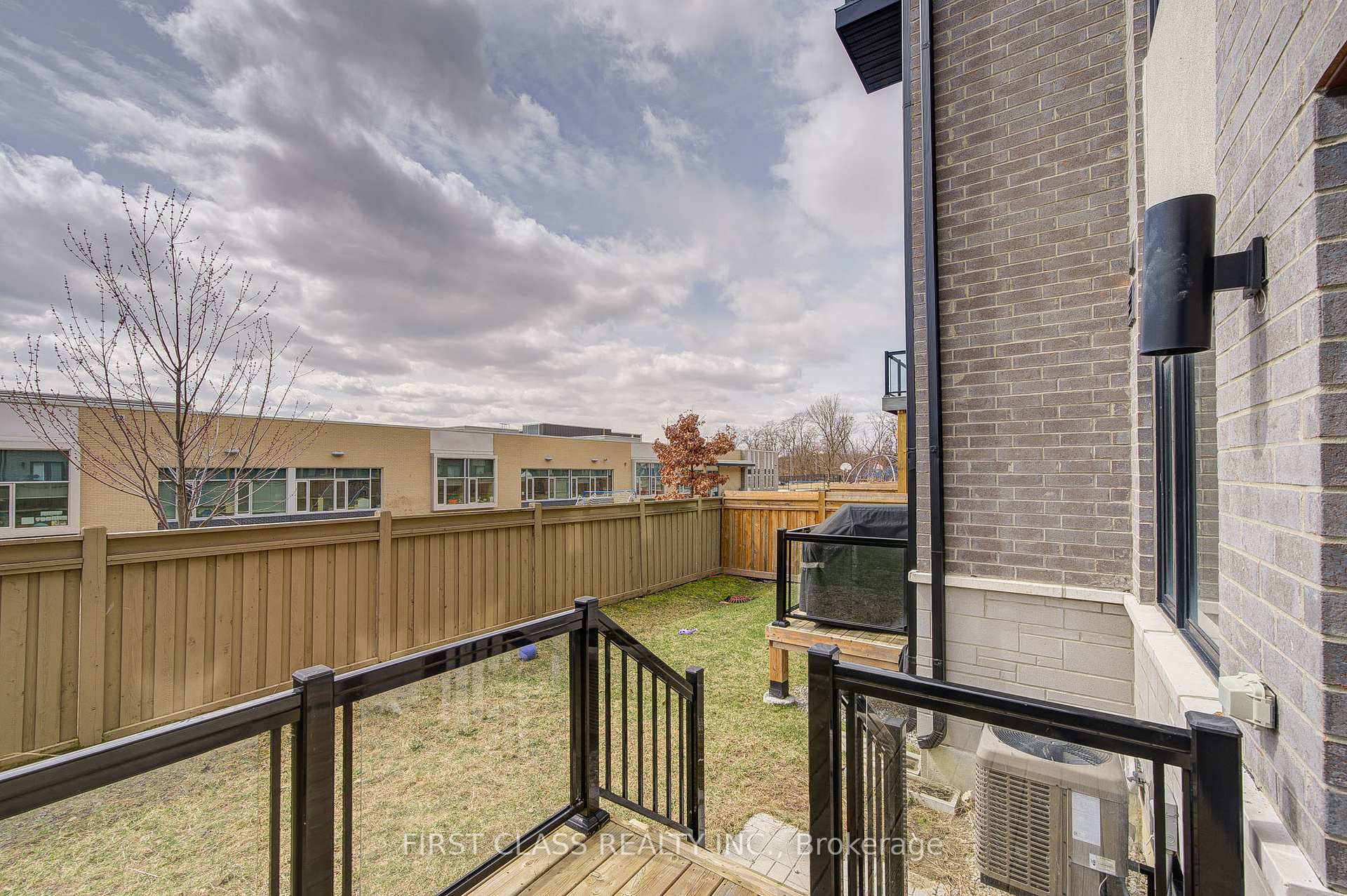 Photo 46 of 25 Laskin Drive, Vaughan, Patterson — HOMEH