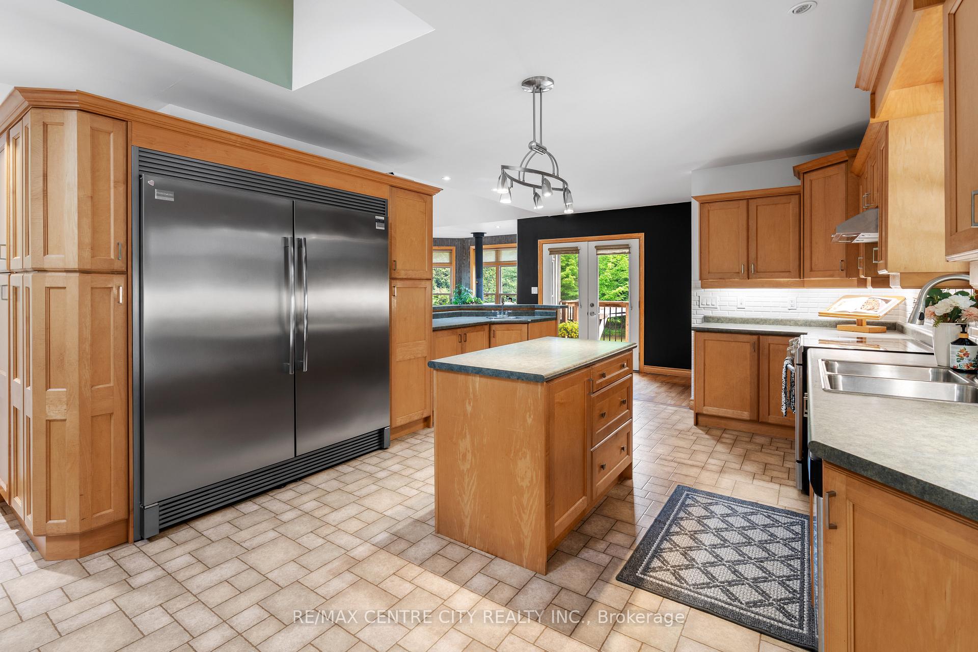 Photo 28 of 10410 Sandytown Road, Bayham, Rural Bayham — HOMEH