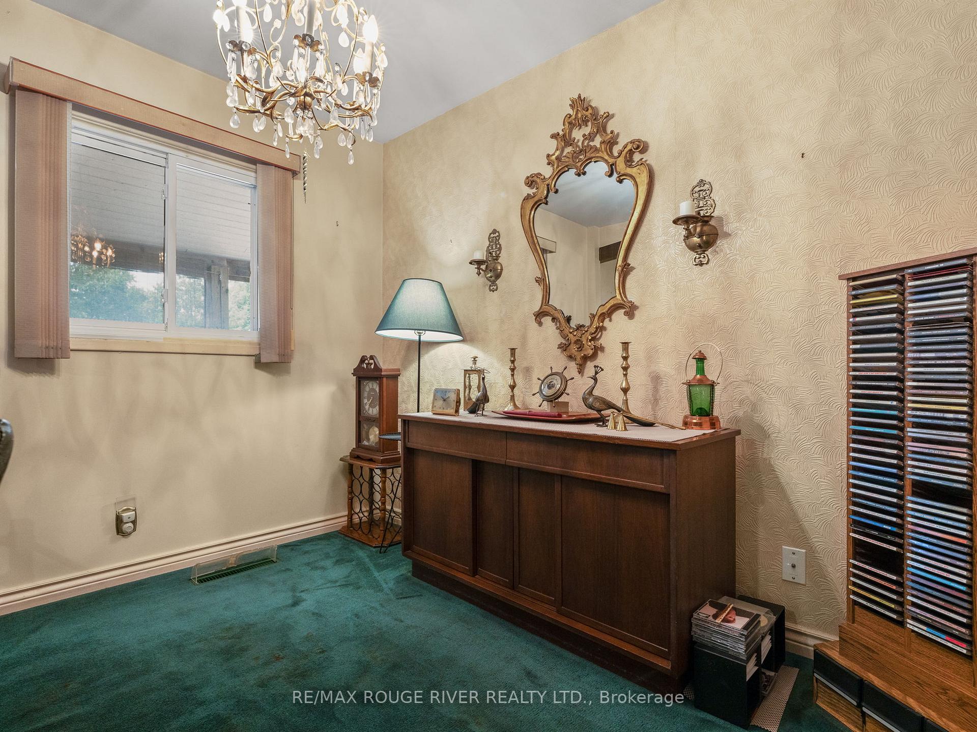 Photo 23 of 47 Tudor Avenue, Ajax, Central — HOMEH