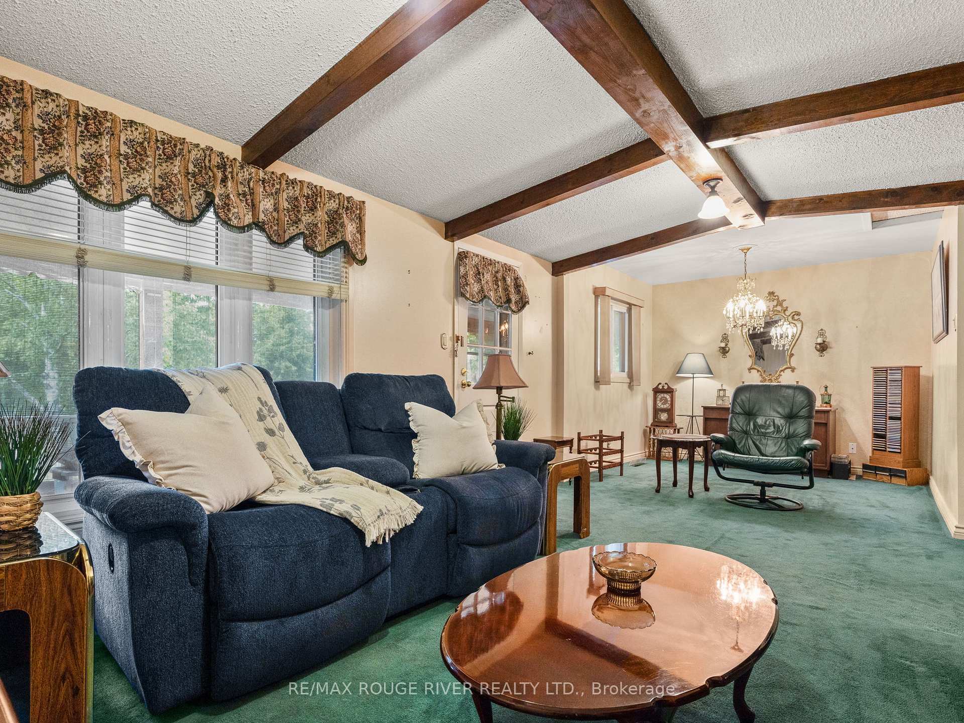 Photo 11 of 47 Tudor Avenue, Ajax, Central — HOMEH