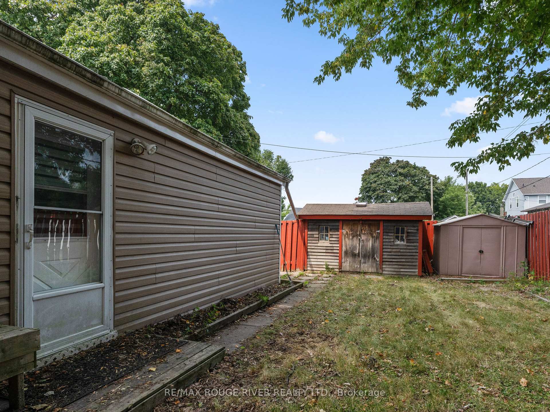Photo 33 of 47 Tudor Avenue, Ajax, Central — HOMEH