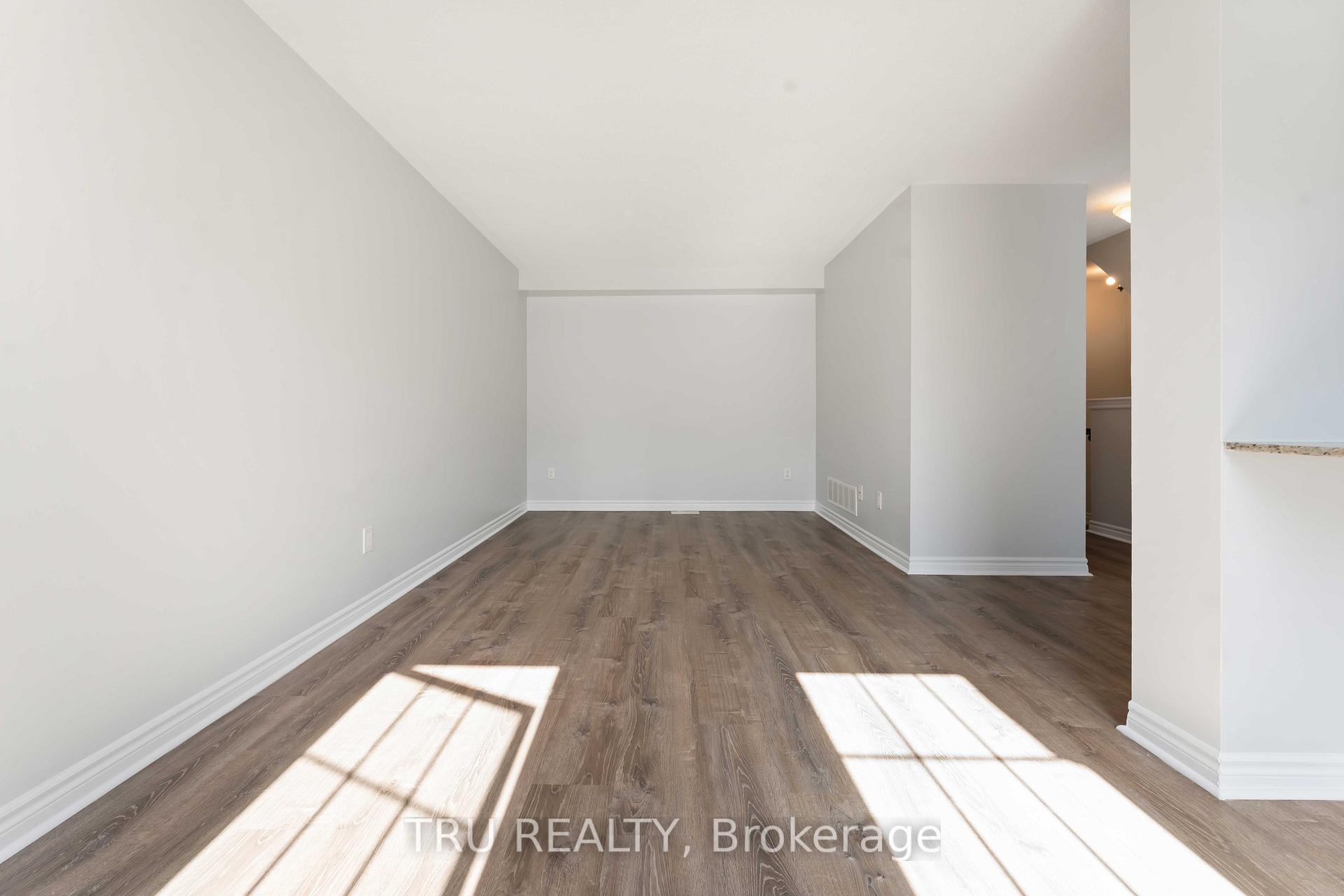 Photo 10 of 544 Snow Goose Street, Ottawa, Barrhaven - Half Moon Bay — HOMEH