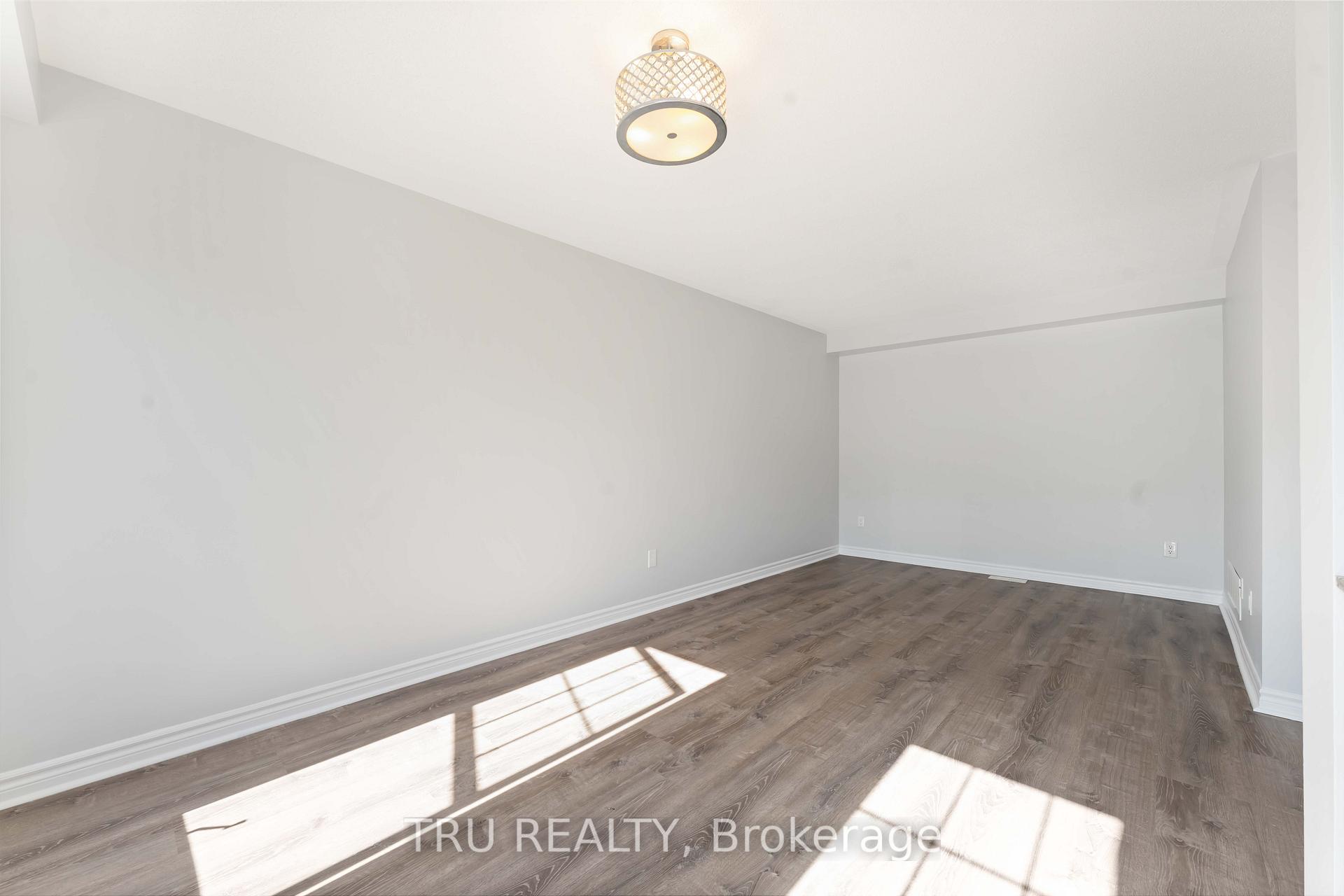 Photo 9 of 544 Snow Goose Street, Ottawa, Barrhaven - Half Moon Bay — HOMEH
