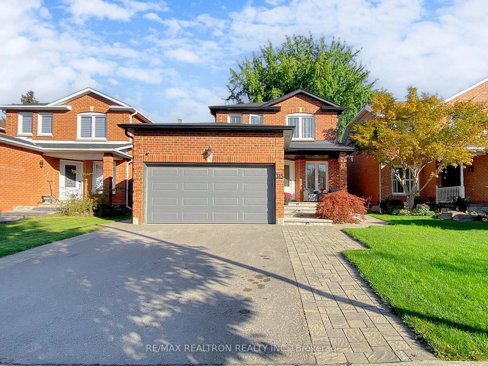 Photo 1 of 315 Waterside Crescent, Vaughan, Maple — HOMEH
