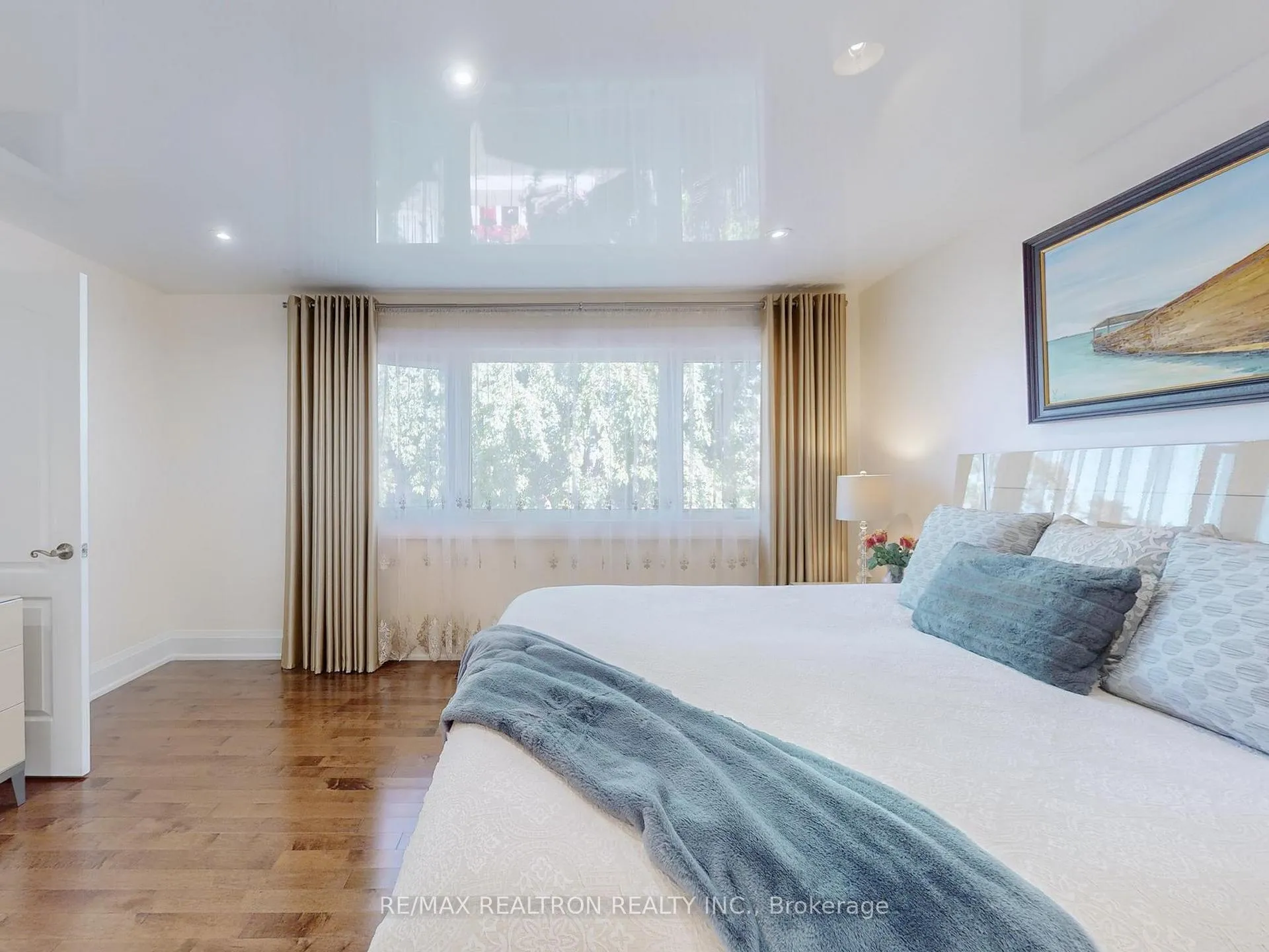 Photo 15 of 315 Waterside Crescent, Vaughan, Maple — HOMEH